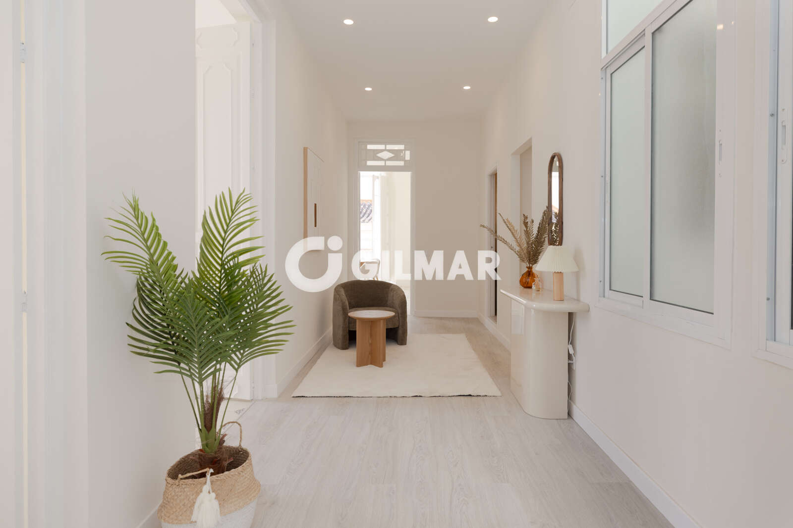 Property slider Gilmar