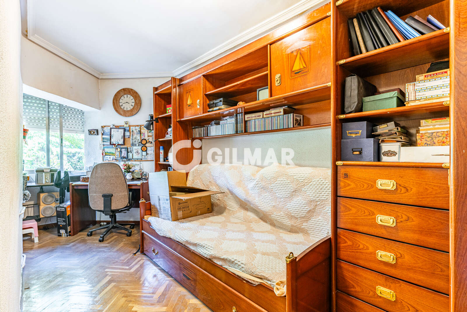 Property slider Gilmar