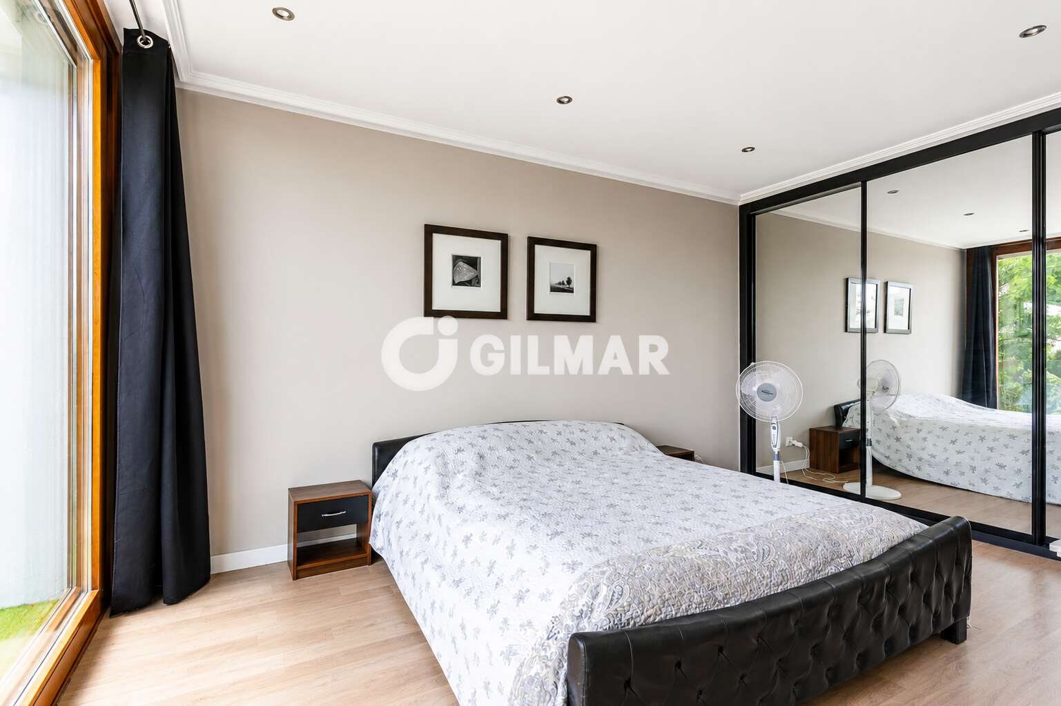 Property slider Gilmar