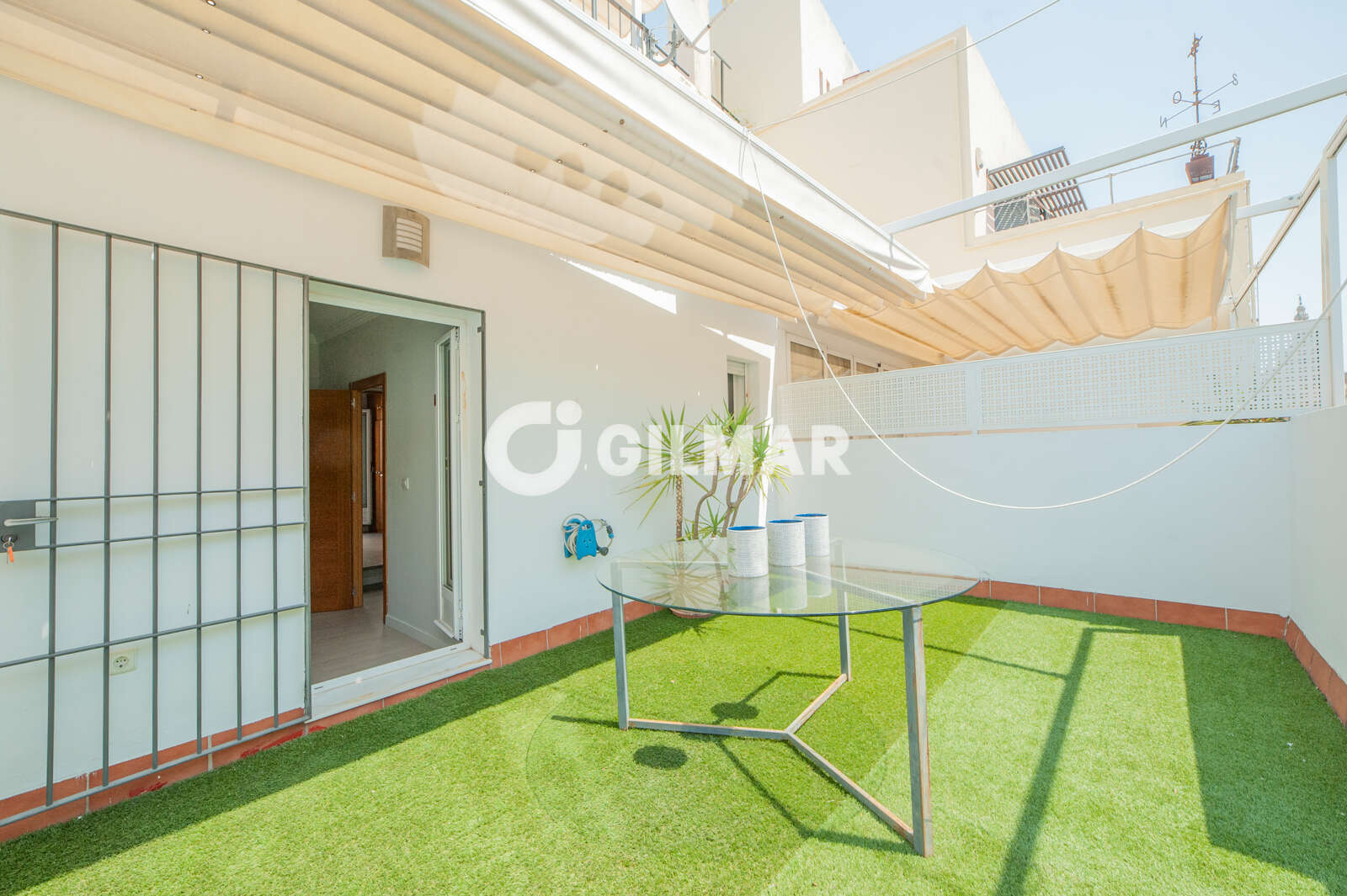 Property slider Gilmar