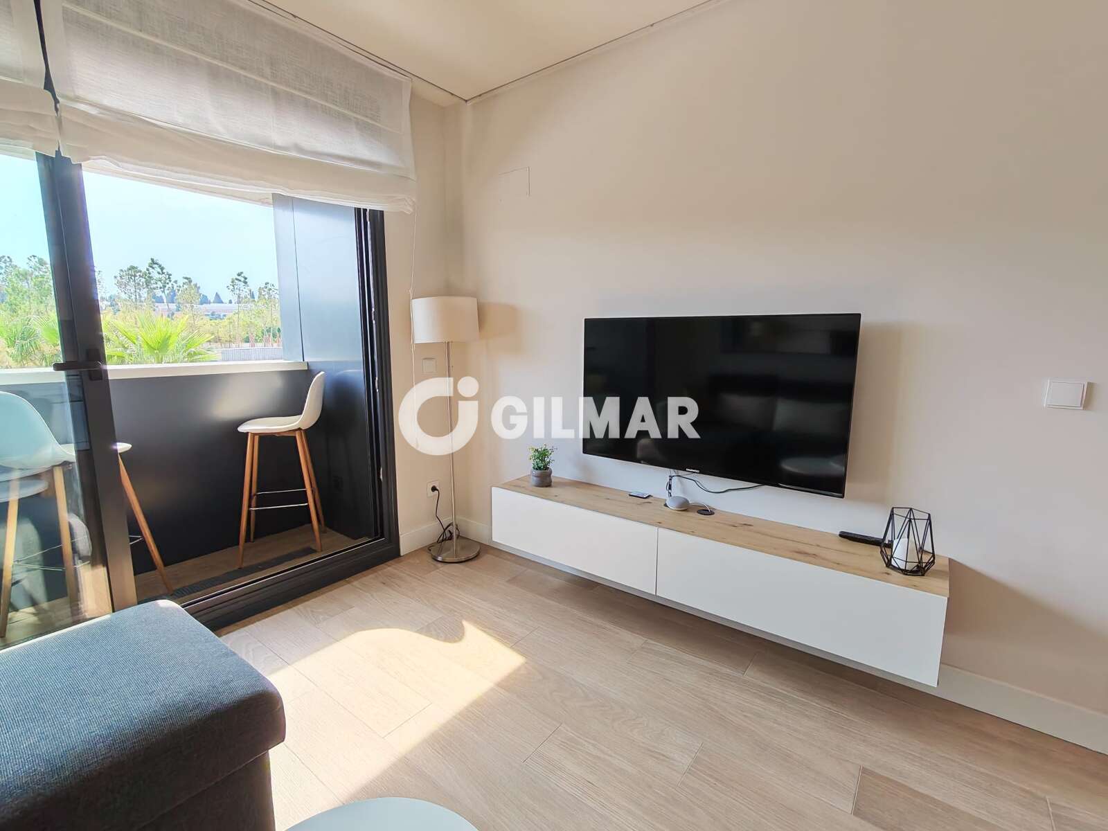 Property slider Gilmar