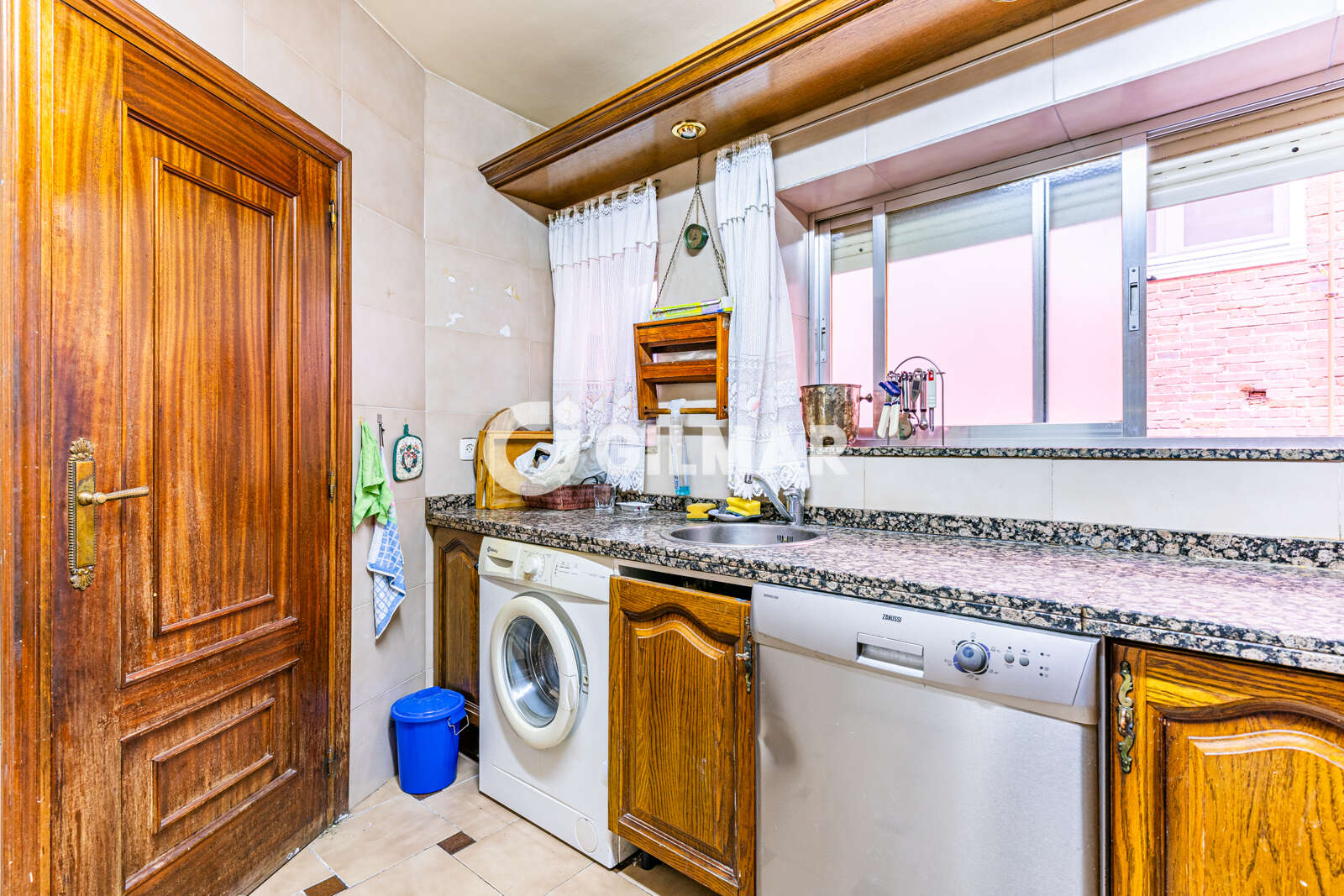 Property slider Gilmar