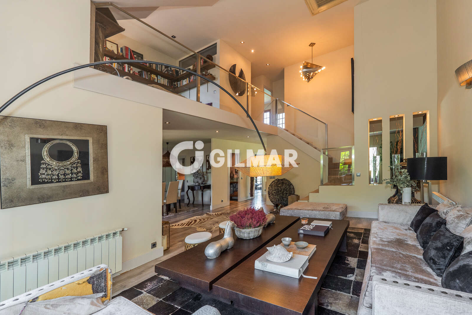 Property slider Gilmar
