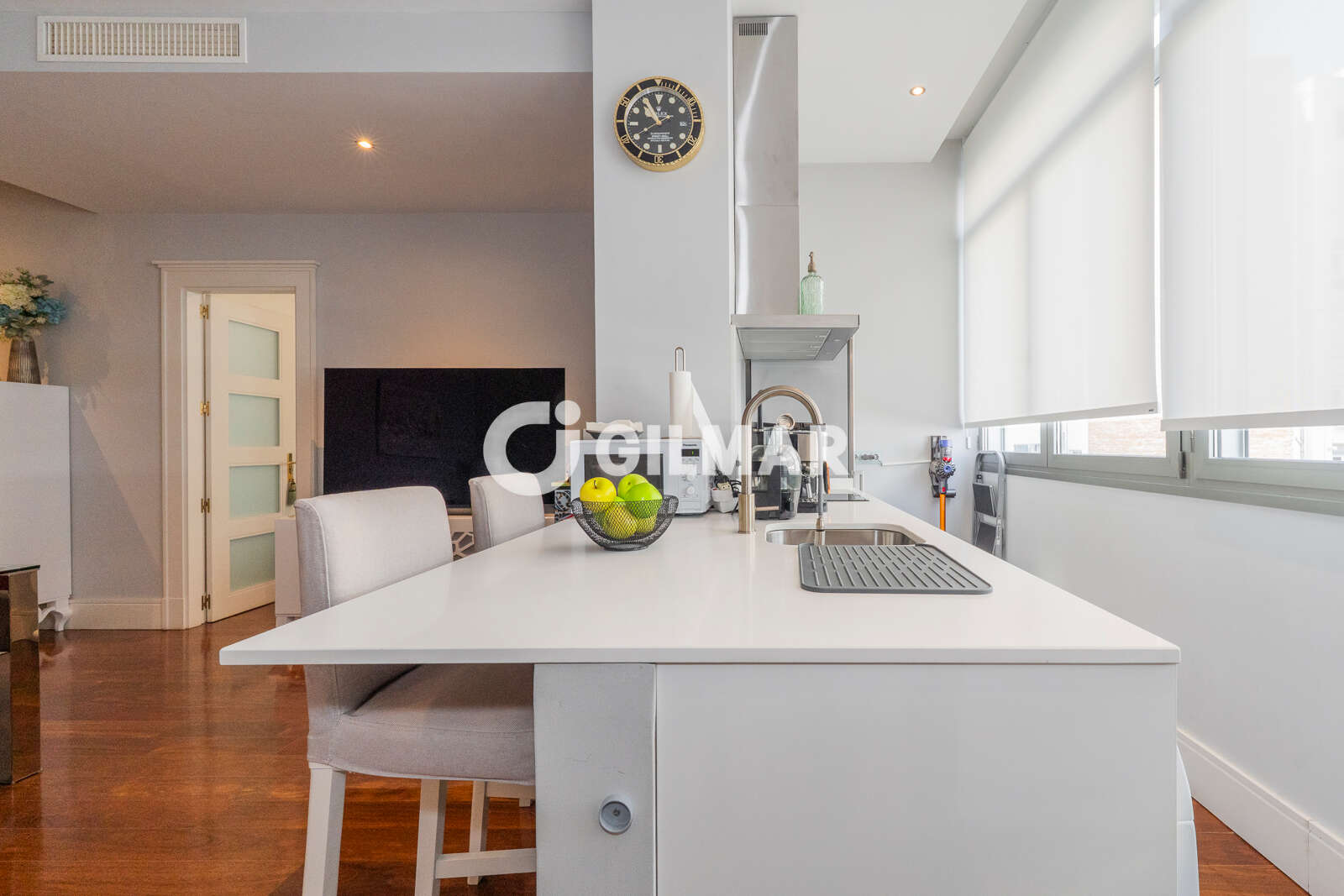 Property slider Gilmar