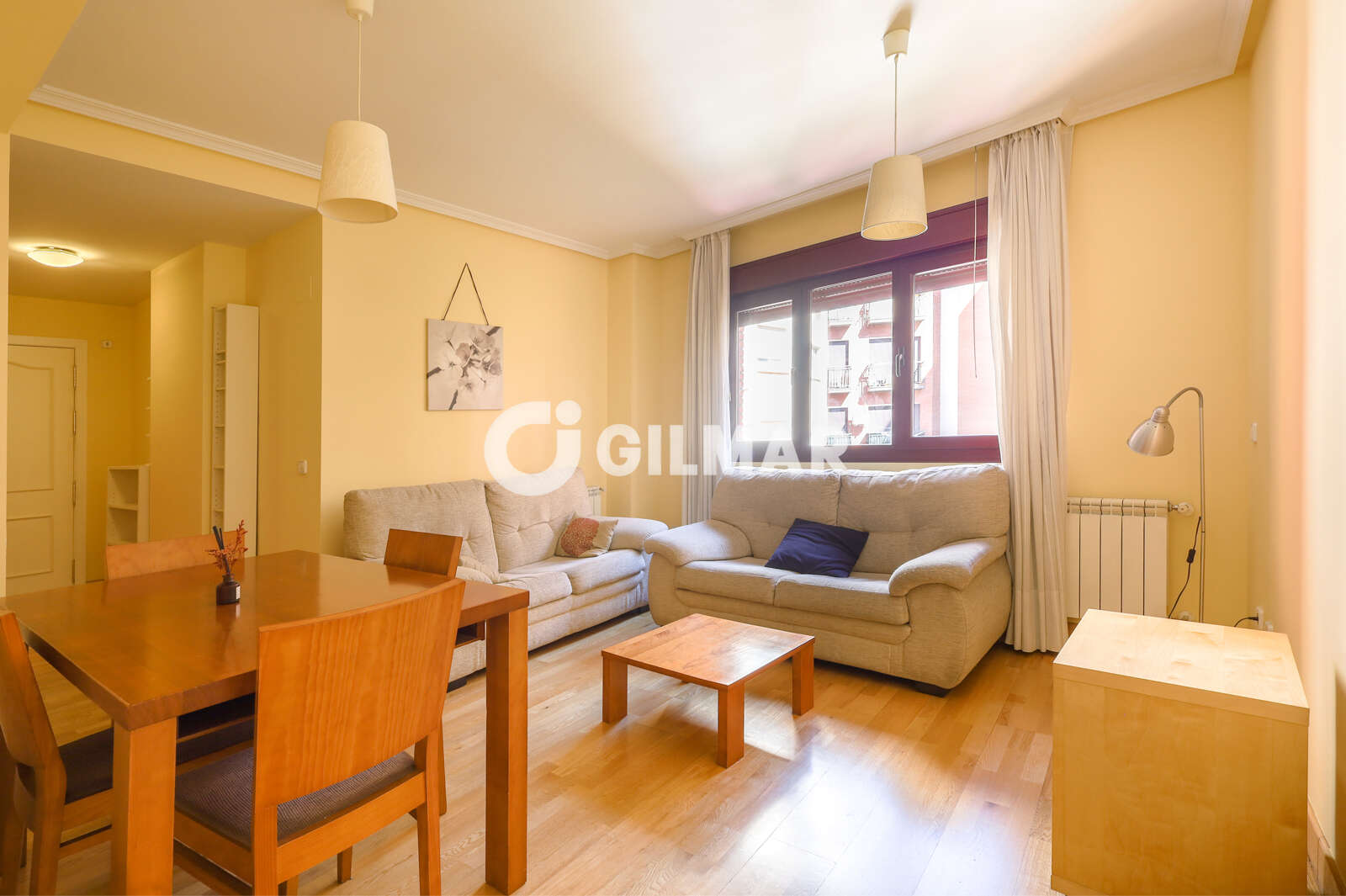 Property slider Gilmar