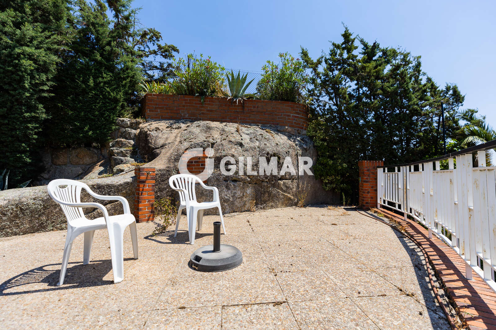 Property slider Gilmar