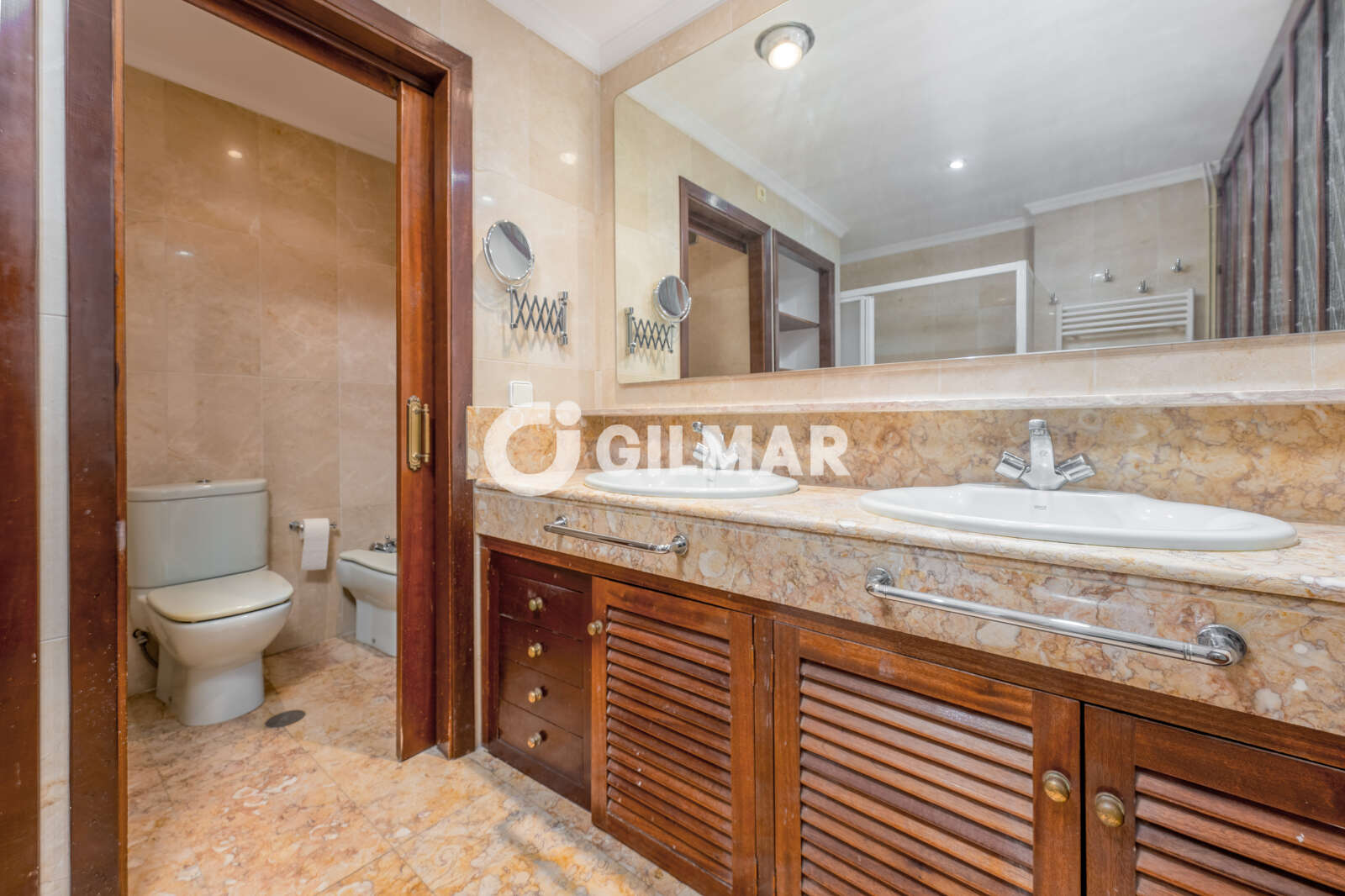 Property slider Gilmar