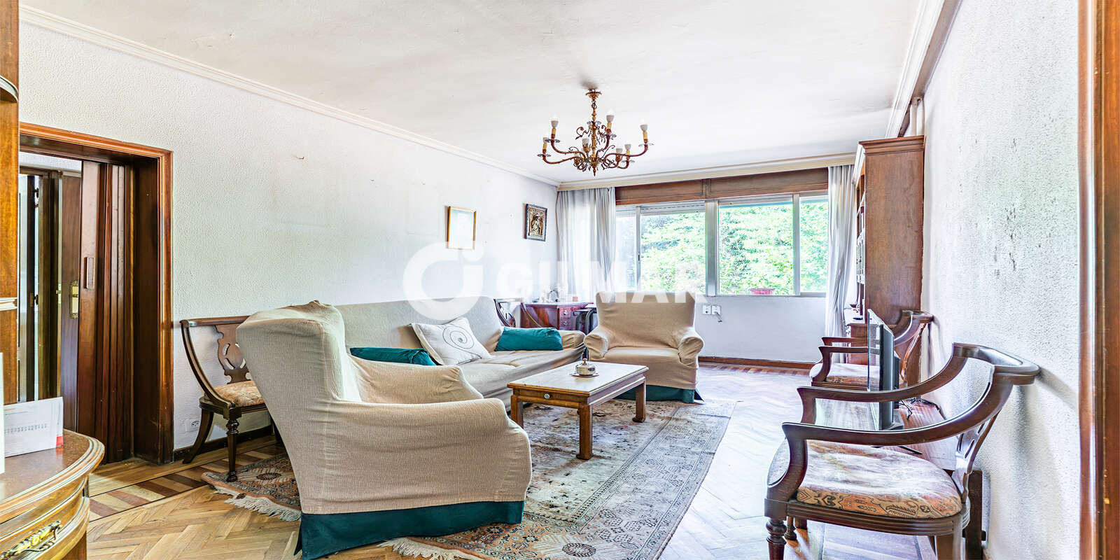 Property slider Gilmar