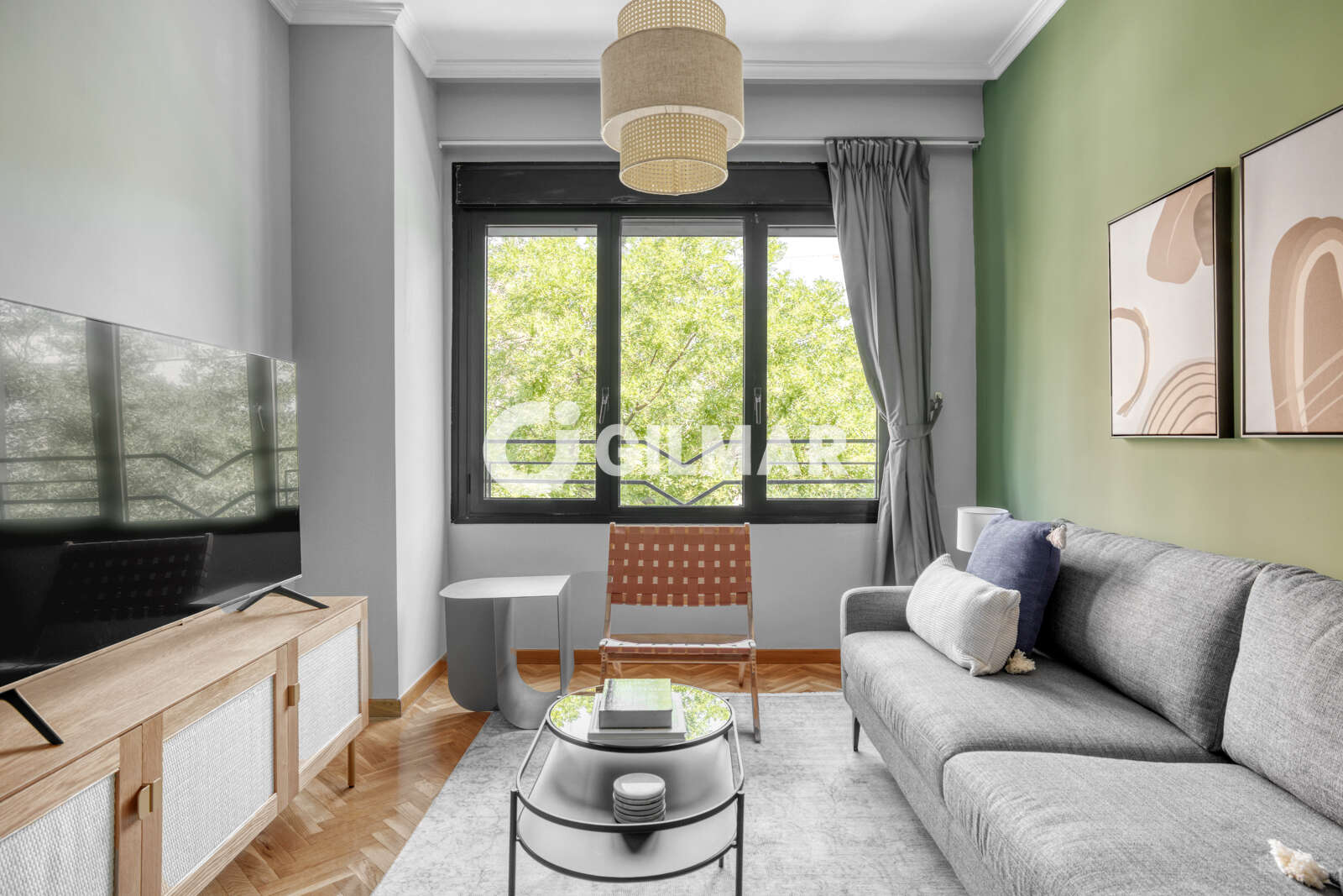 Property slider Gilmar