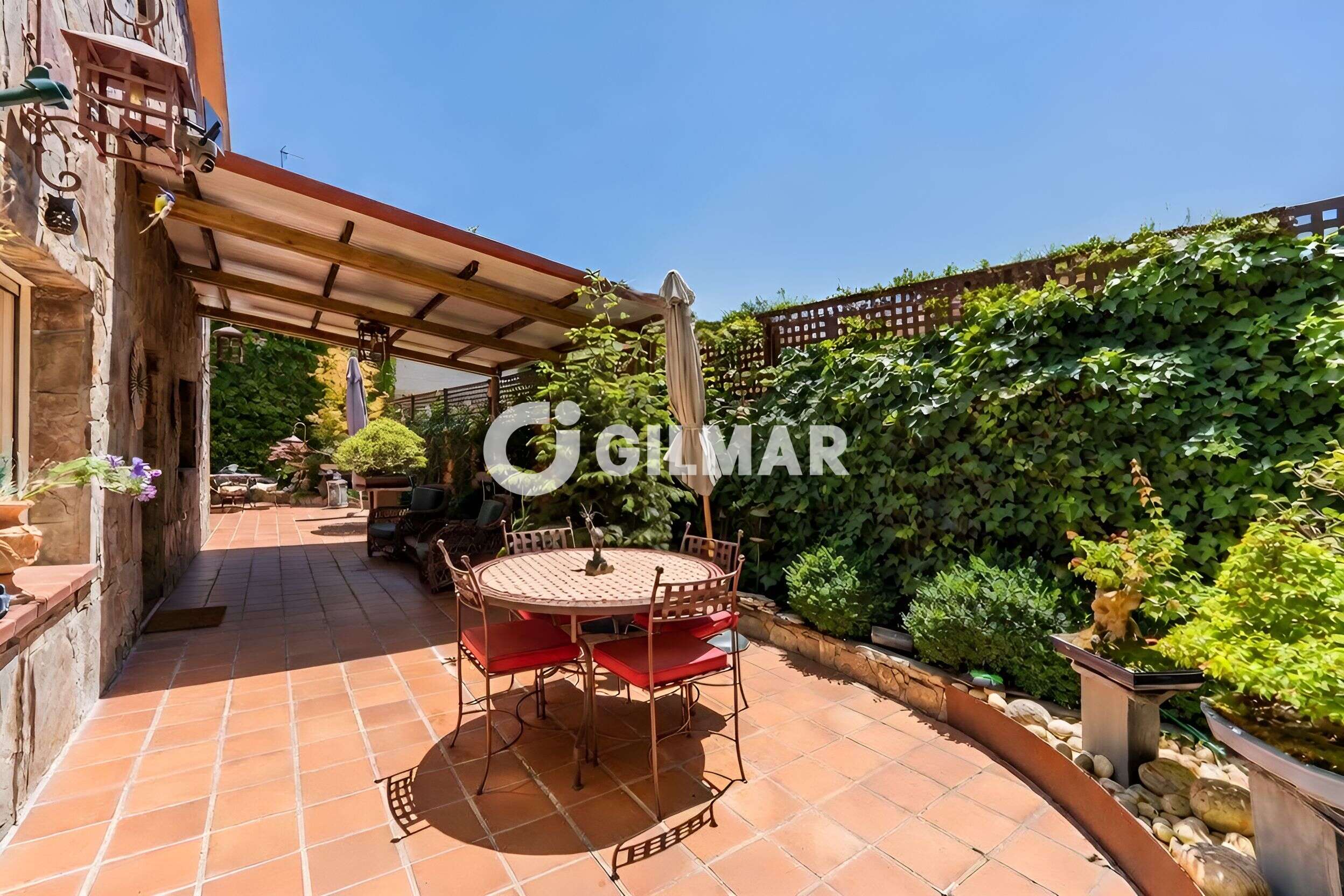 Chalet · 203 m² · 4 dorm