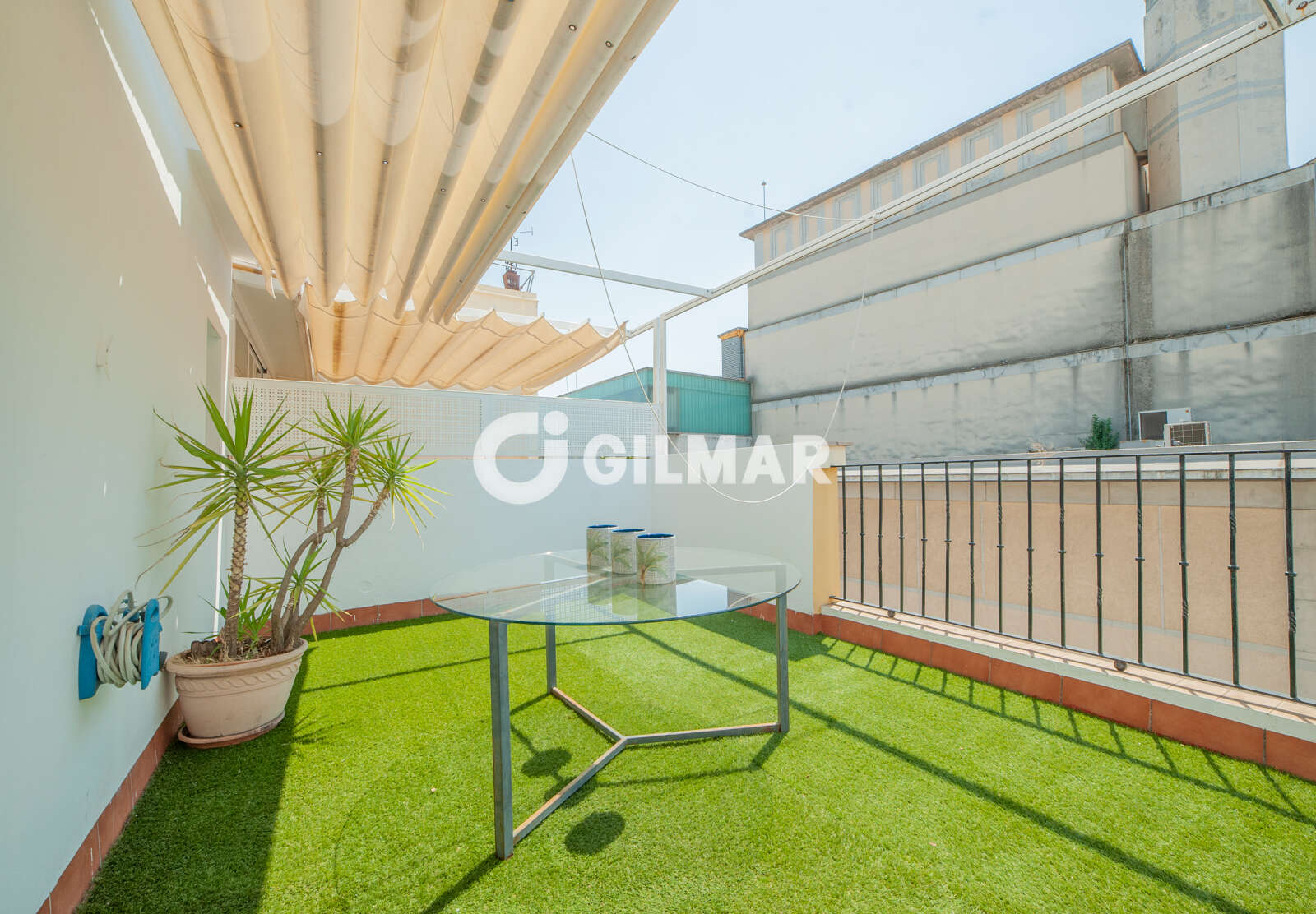 Property slider Gilmar