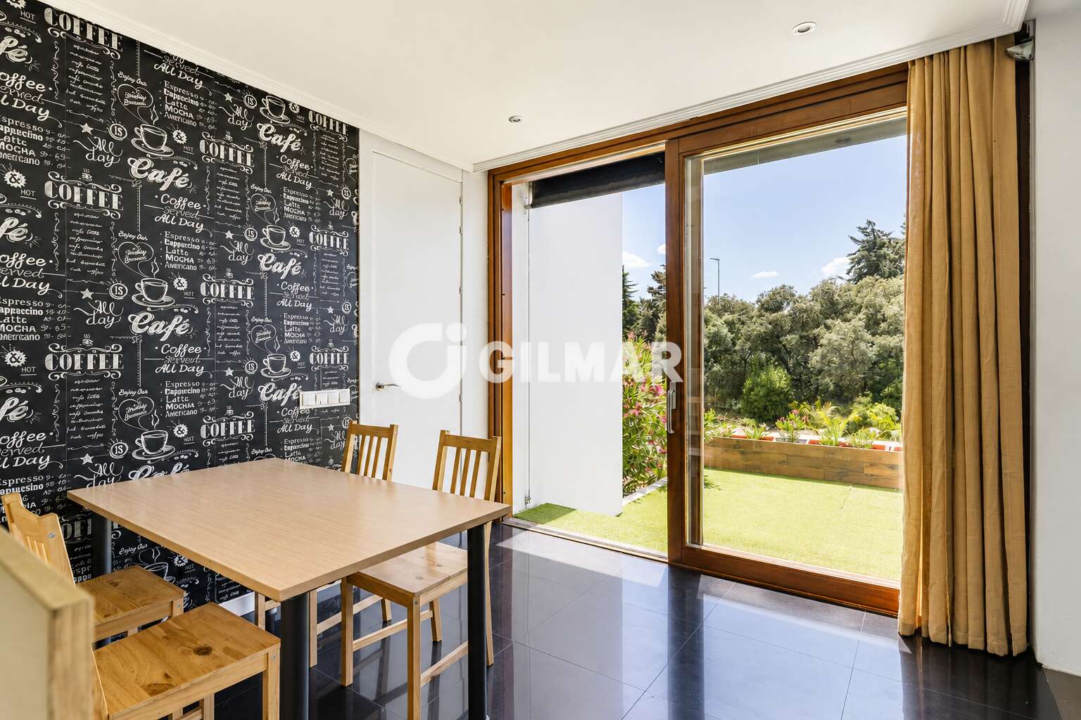 Property slider Gilmar