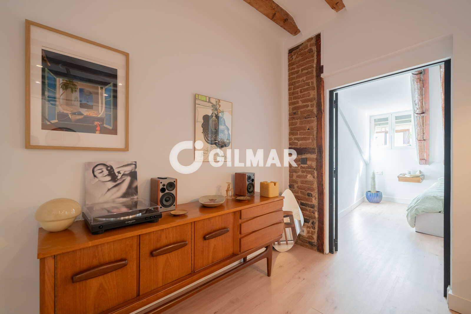 Property slider Gilmar