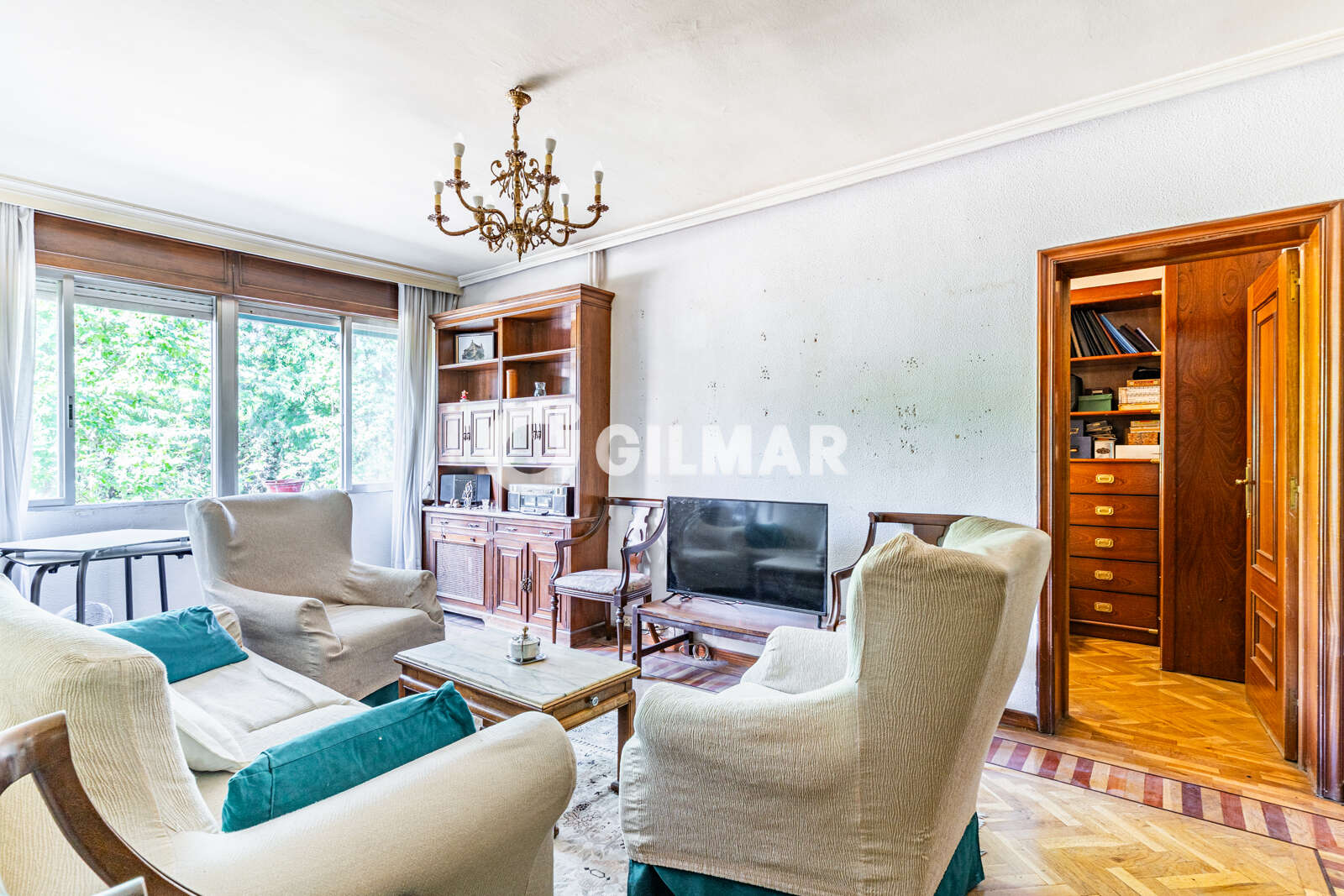 Property slider Gilmar