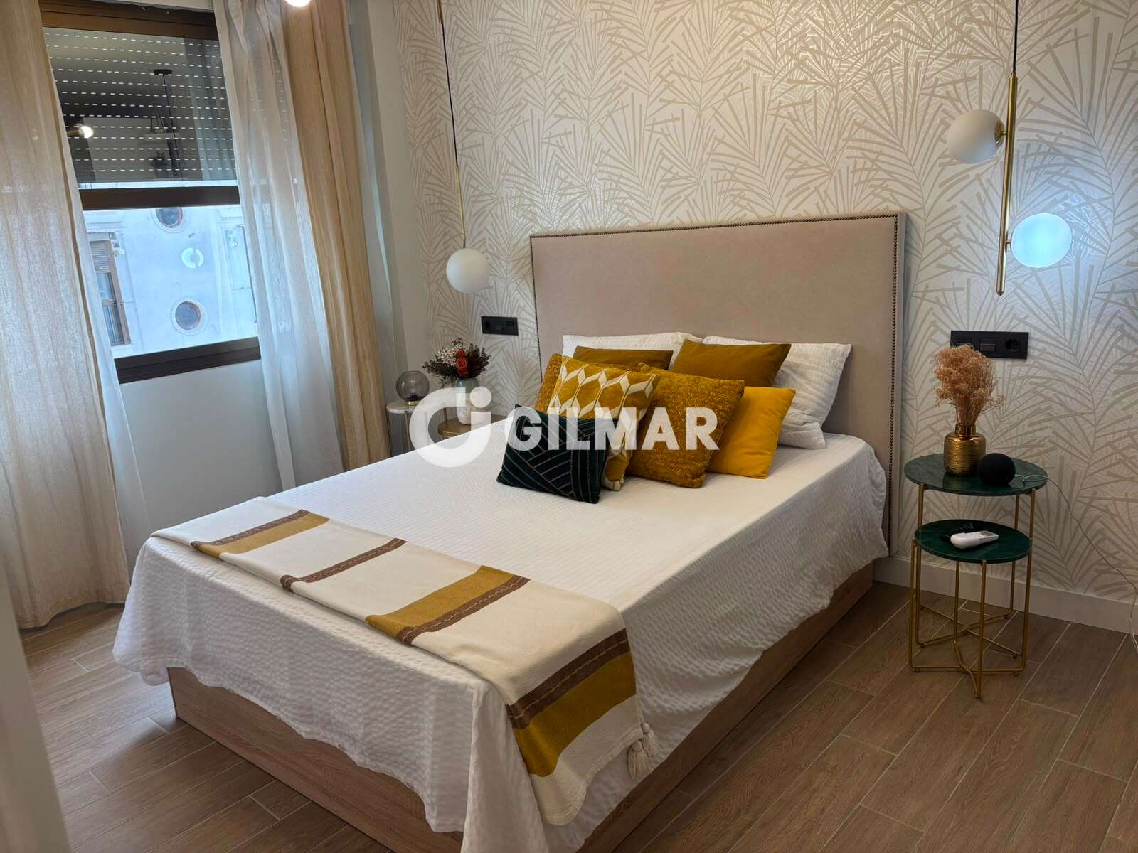 Property slider Gilmar