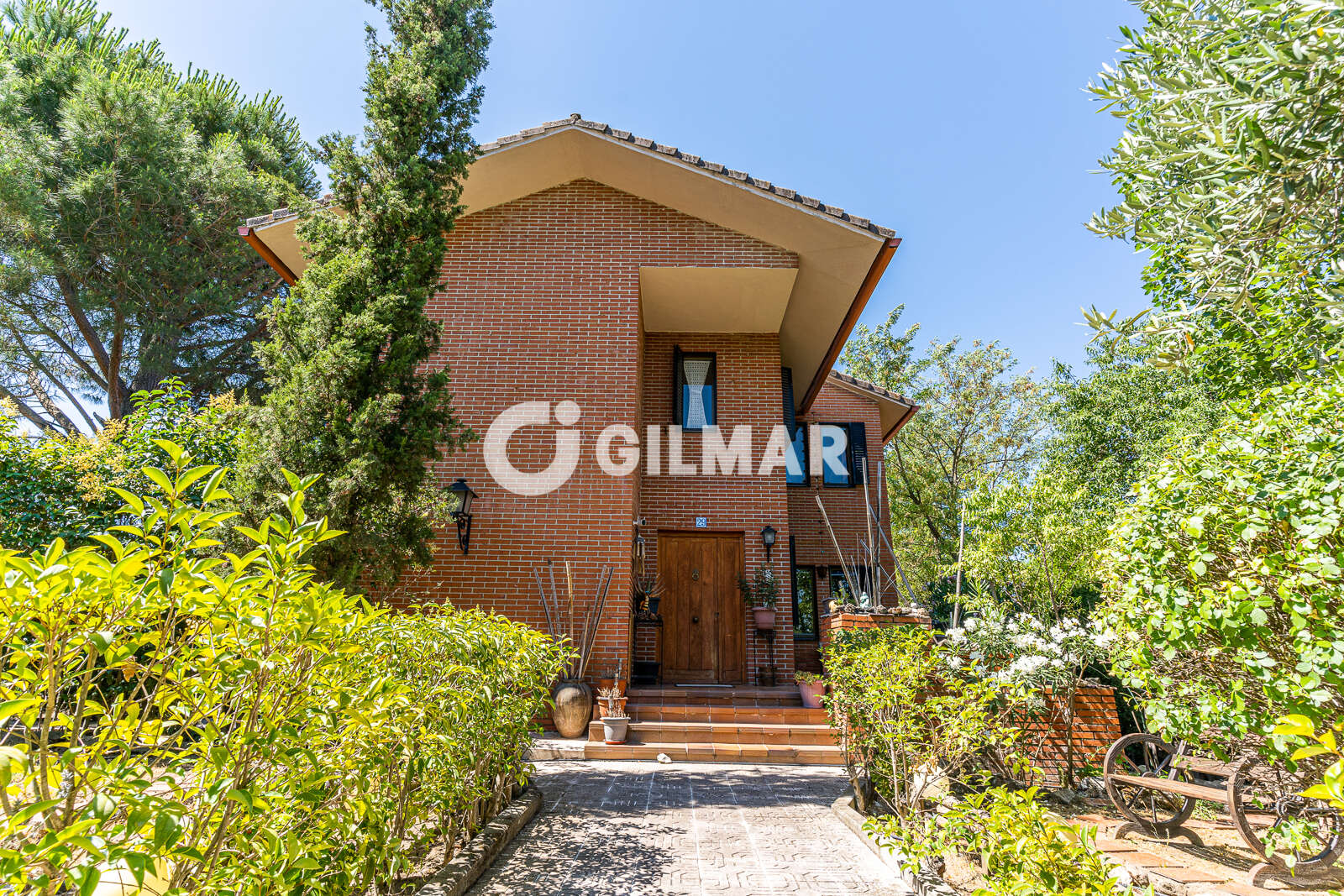 Property slider Gilmar