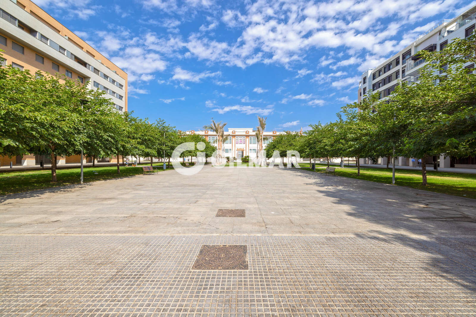 Property slider Gilmar