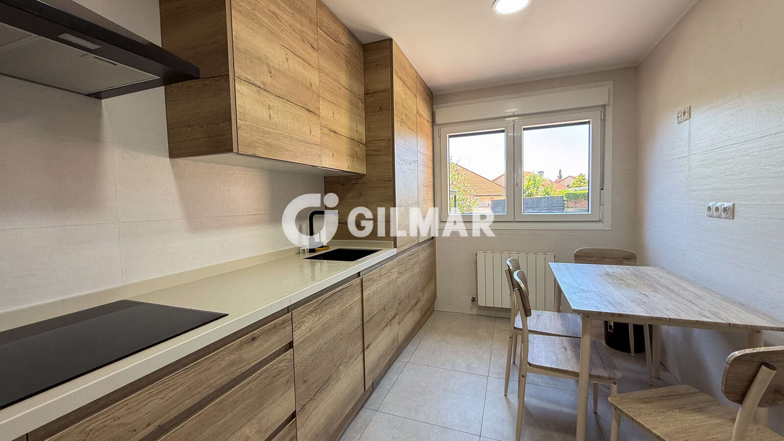 Property slider Gilmar