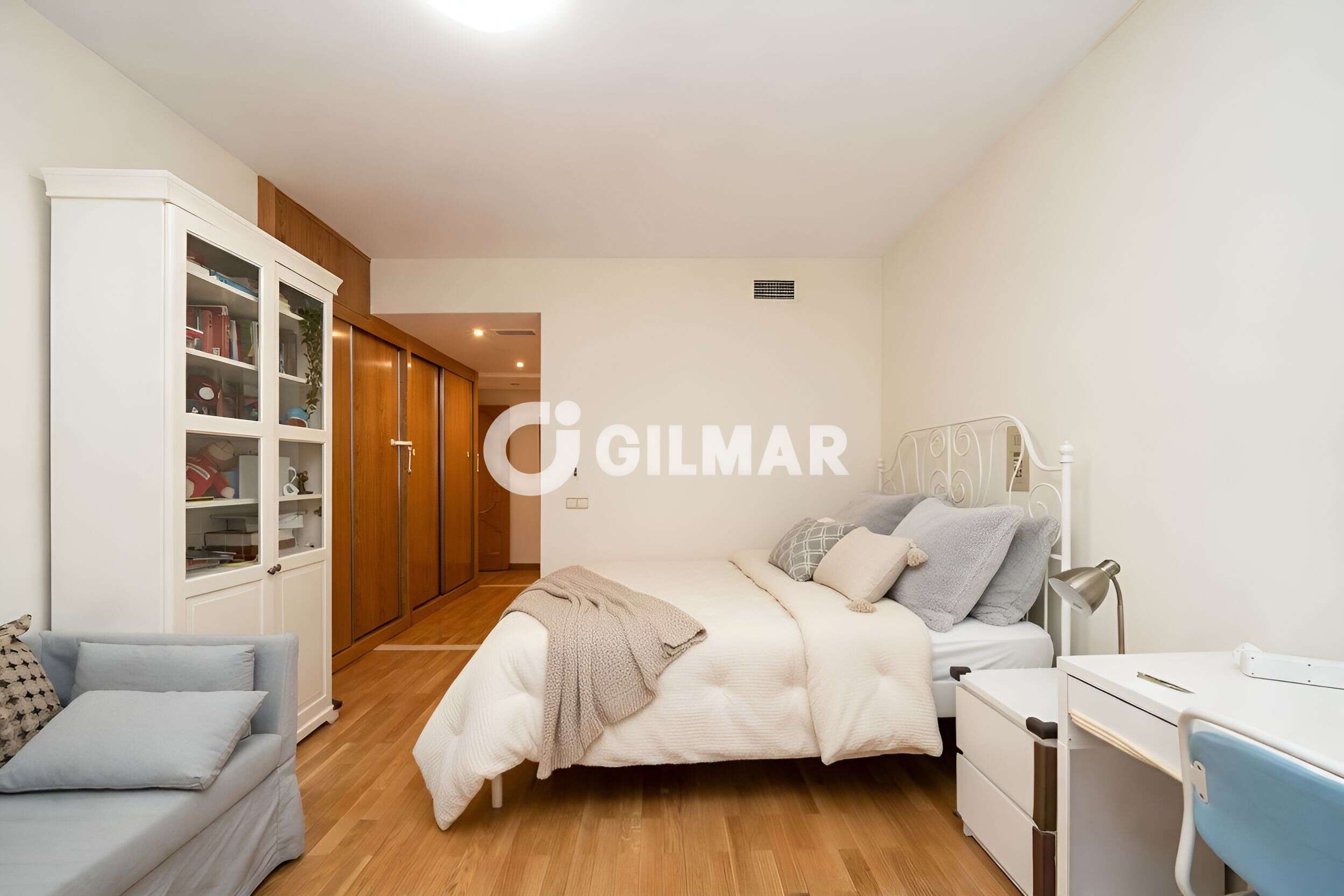 Photo of Townhouse