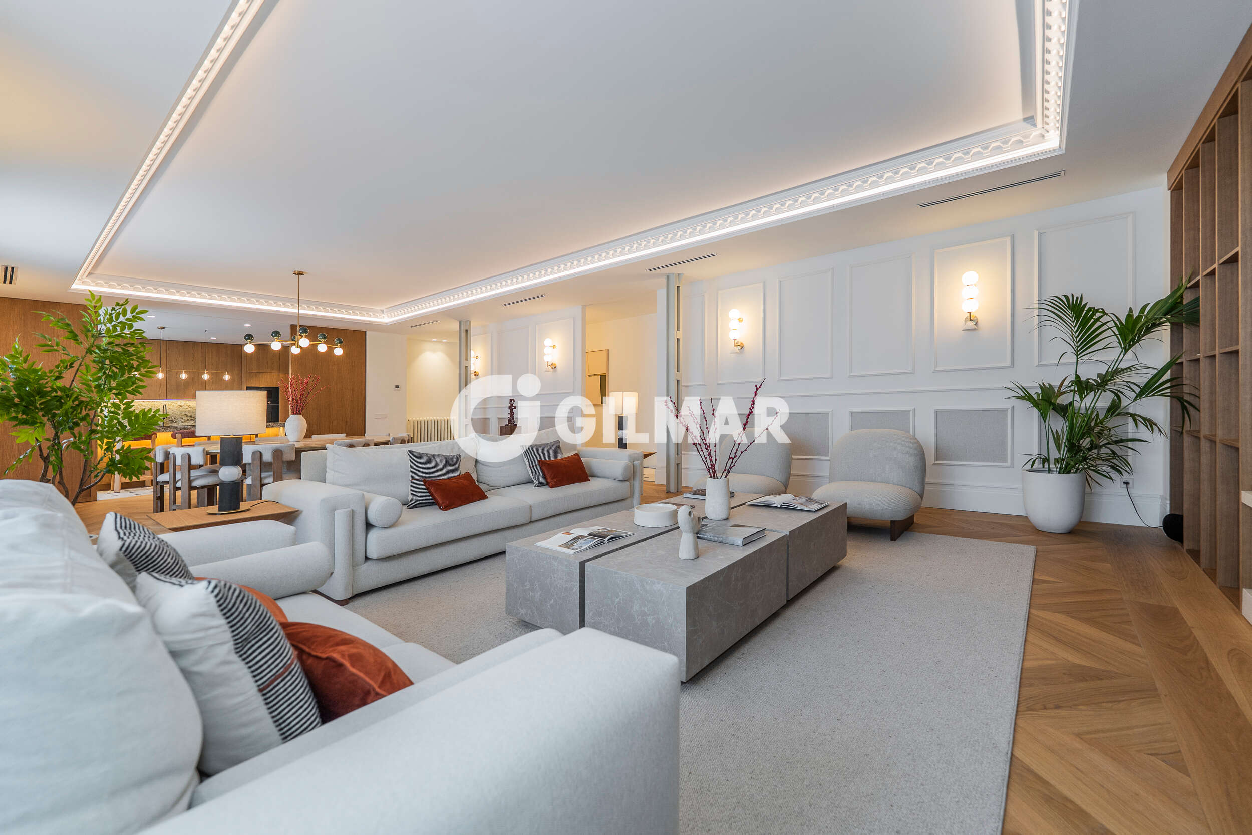 Piso · 487 m² · 5 dorm