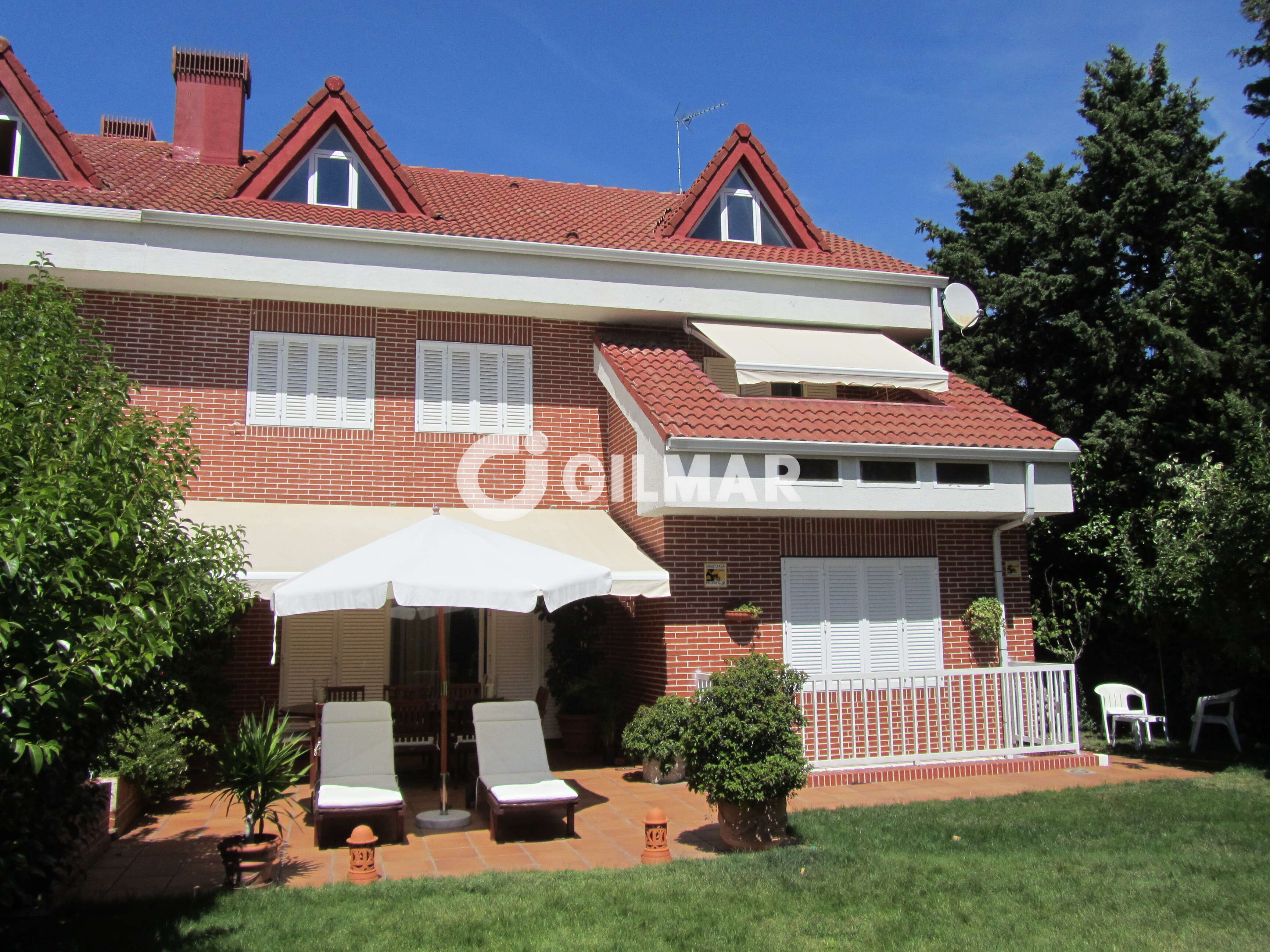 Photo of Townhouse