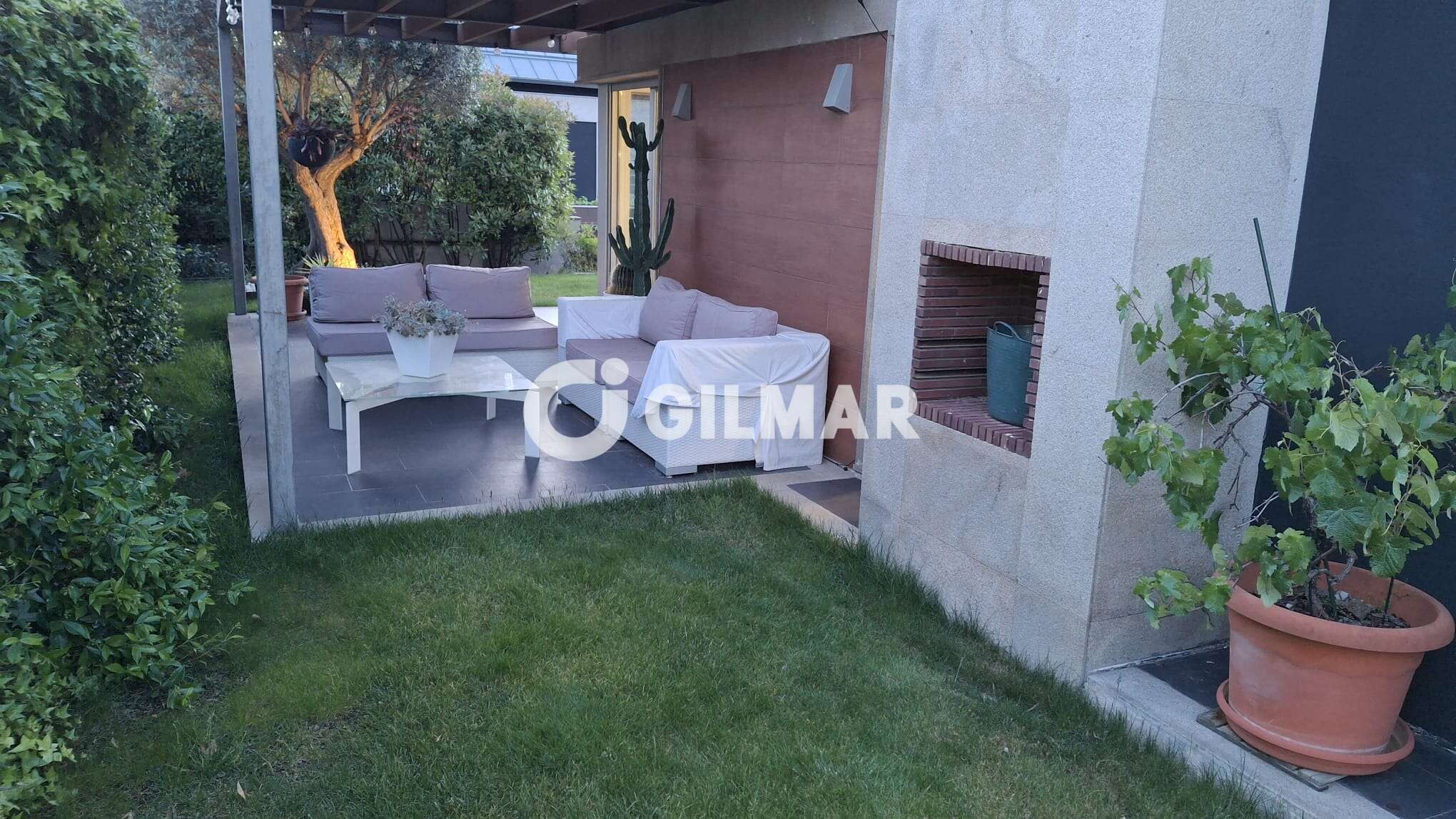 Photo of Villa