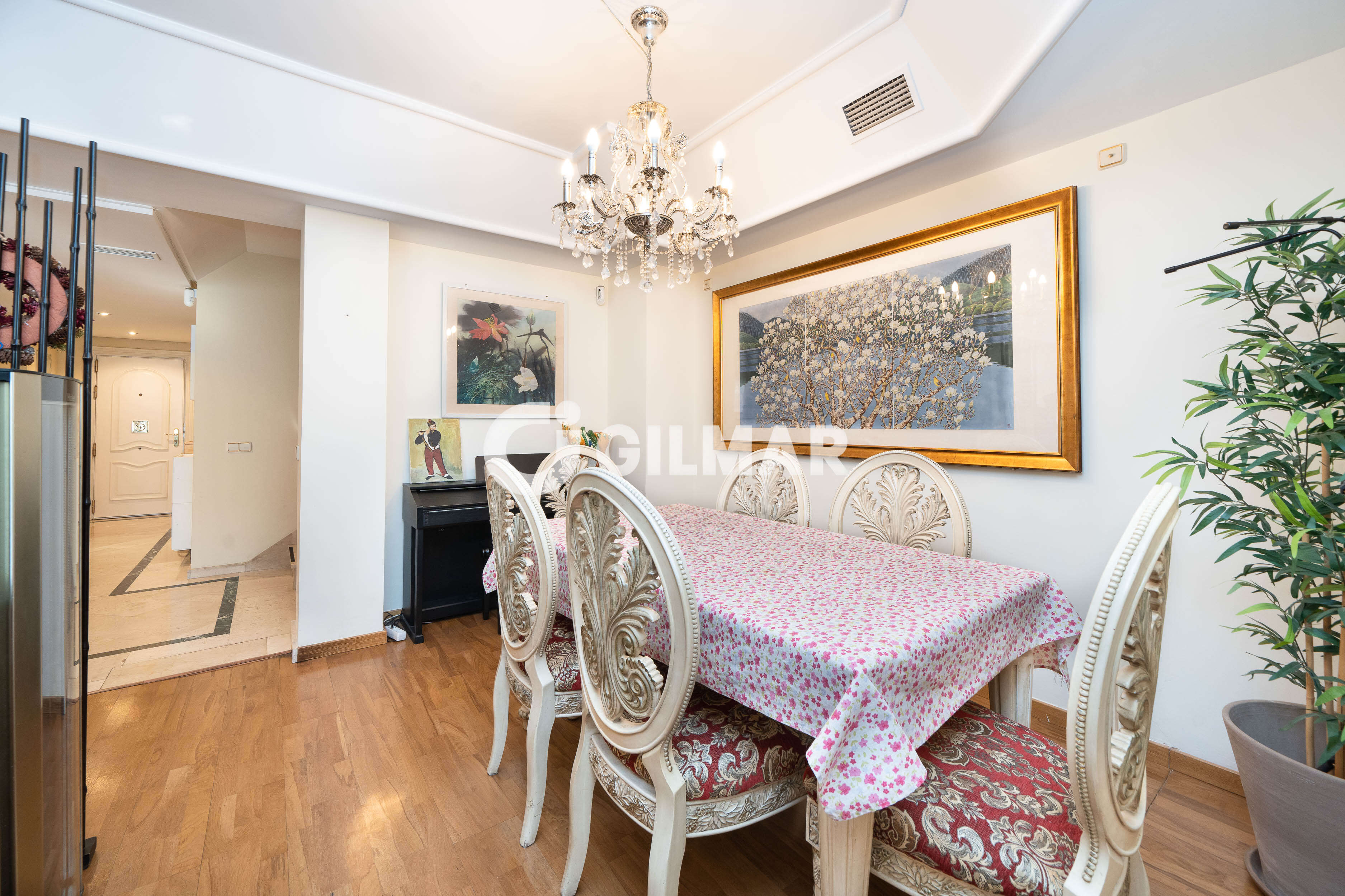 Photo of Townhouse