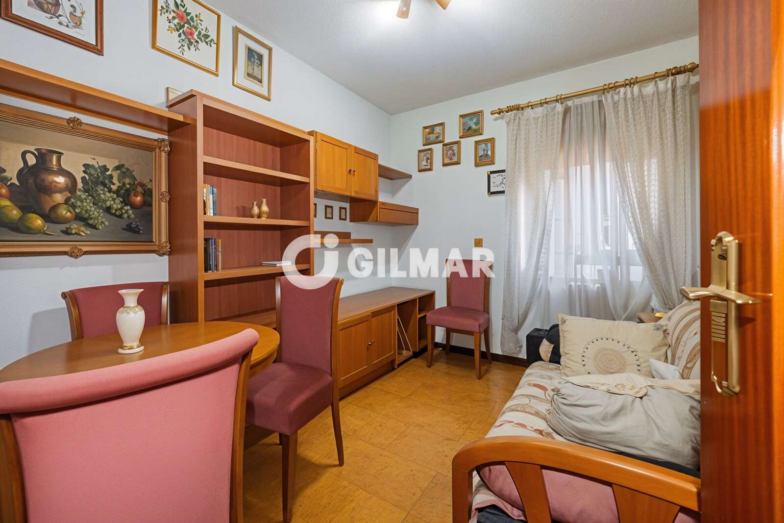 Property slider Gilmar