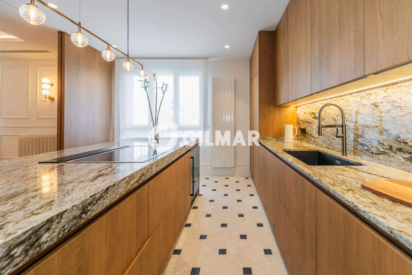 Property slider Gilmar