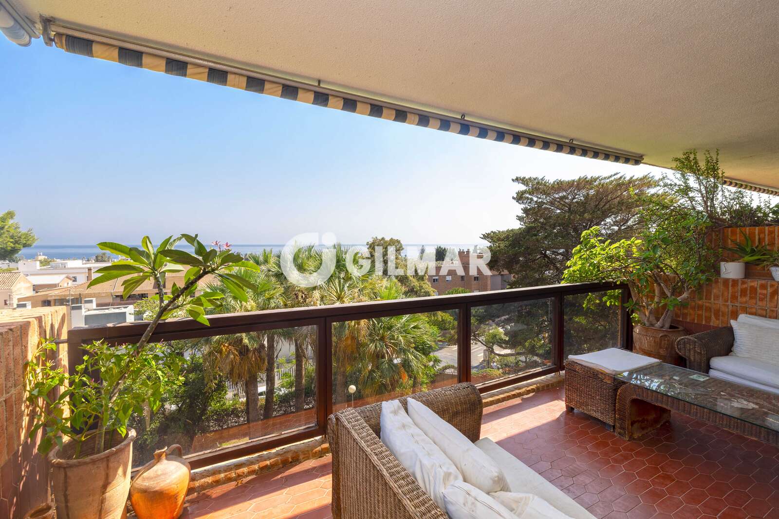 Property slider Gilmar