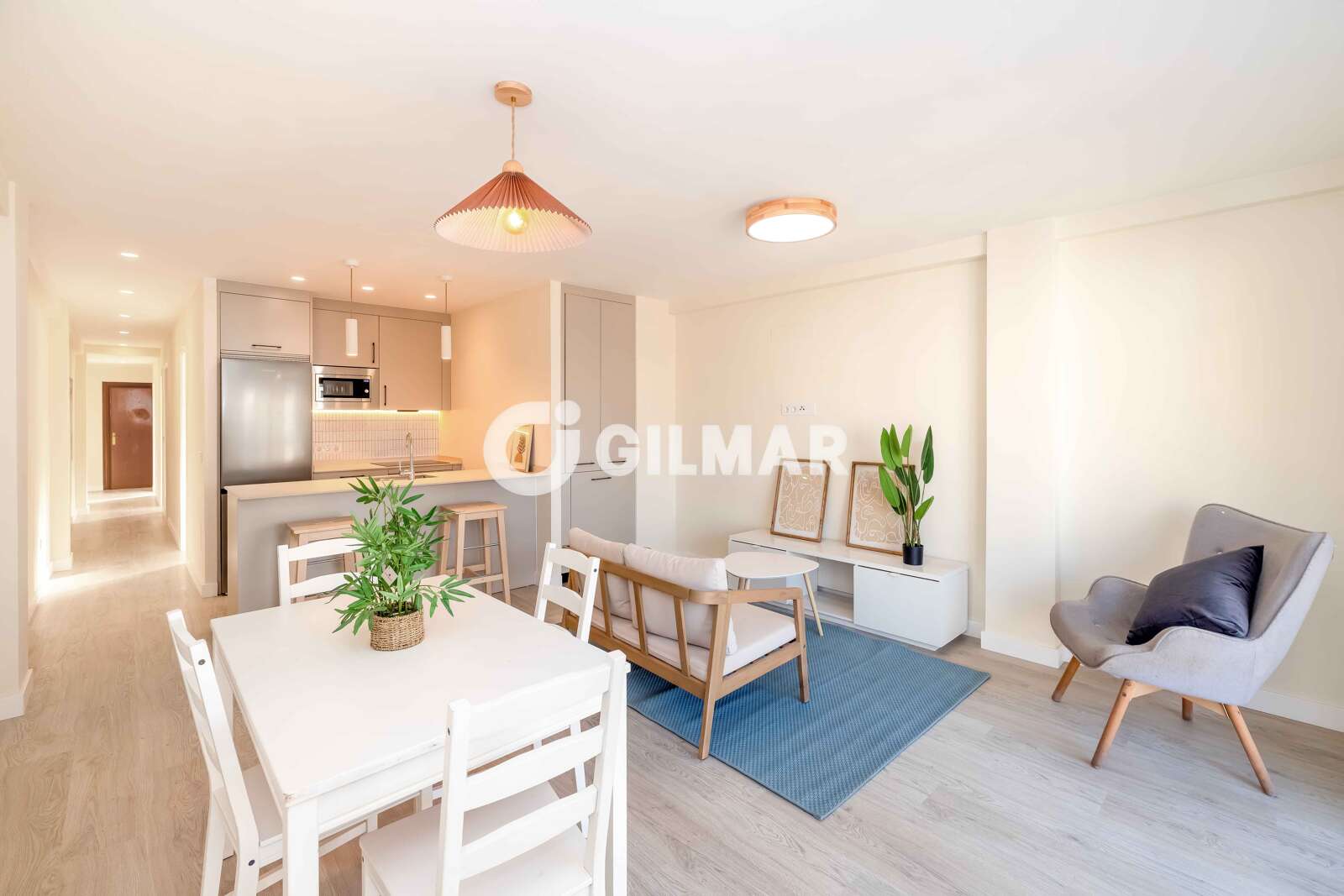 Property slider Gilmar
