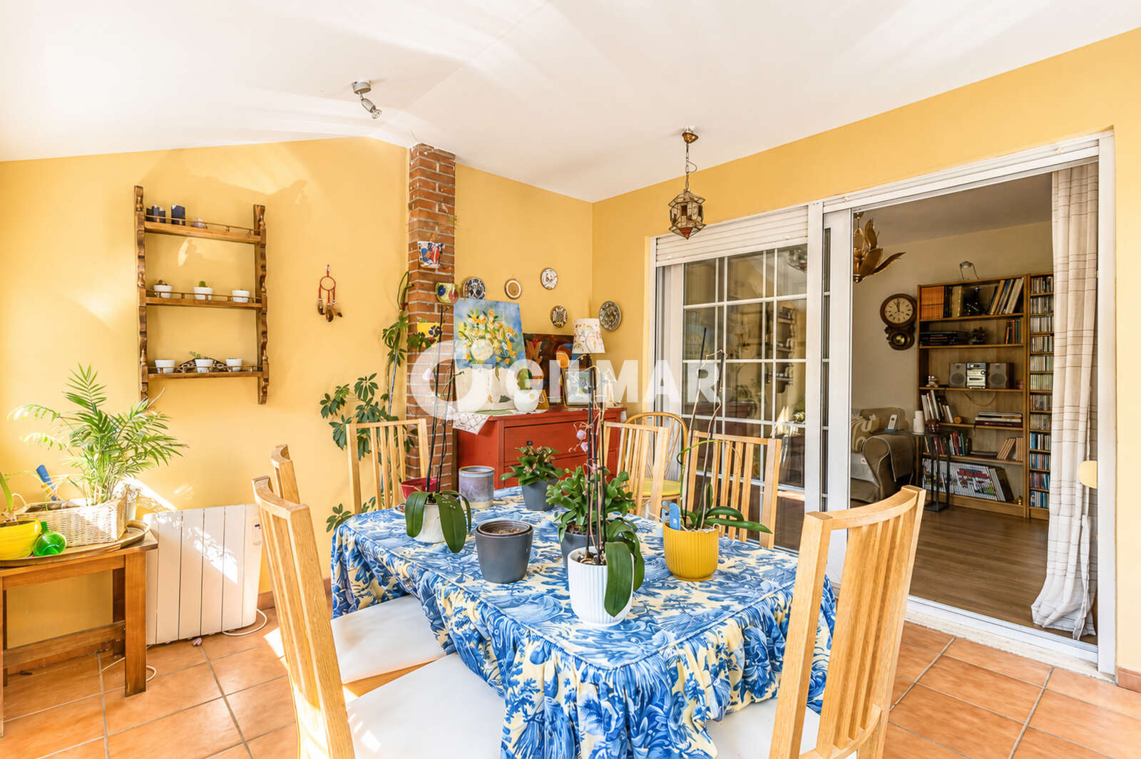 Property slider Gilmar