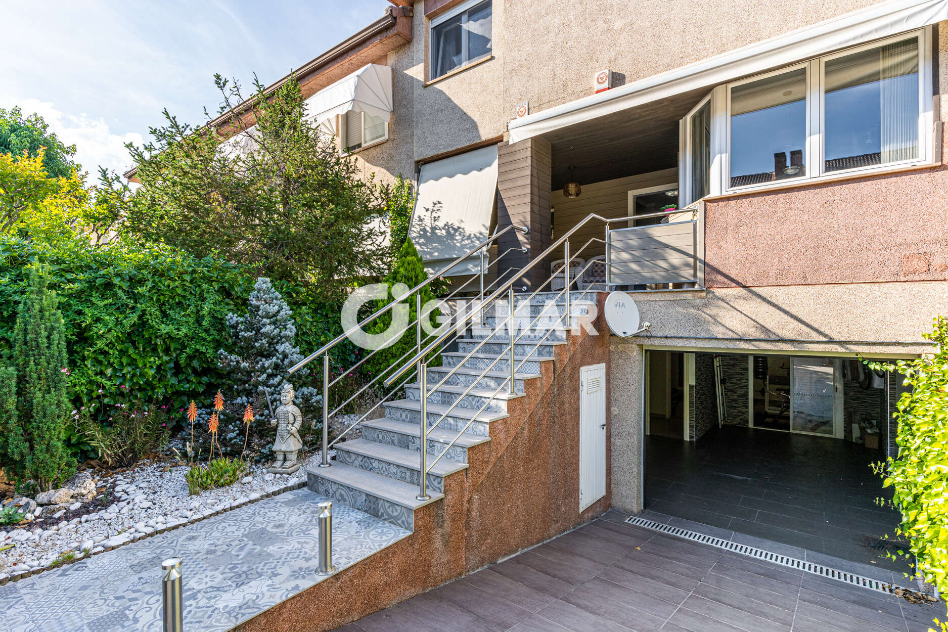 Townhouse Accommodation in Madrid