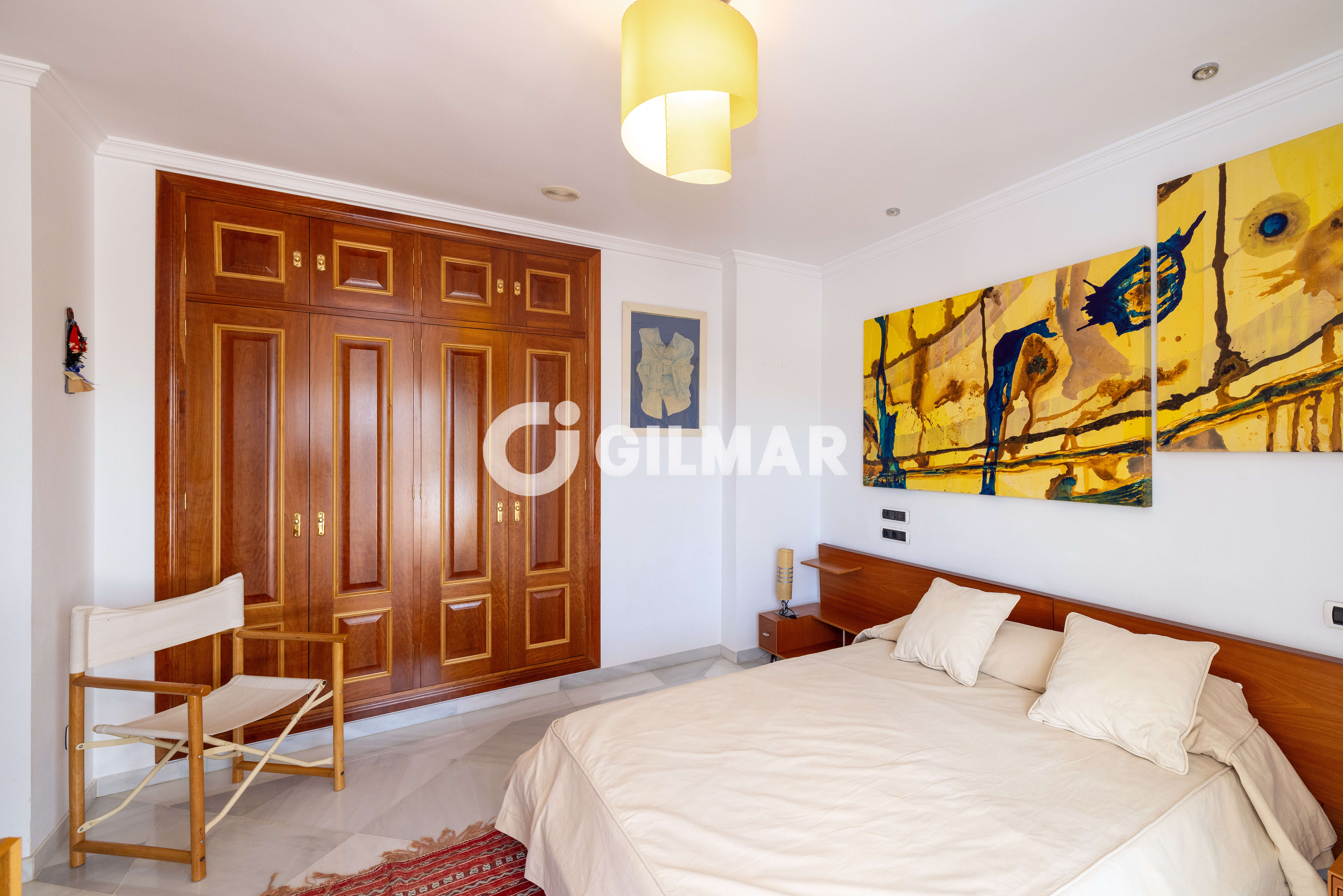 Photo of Semi-detached house