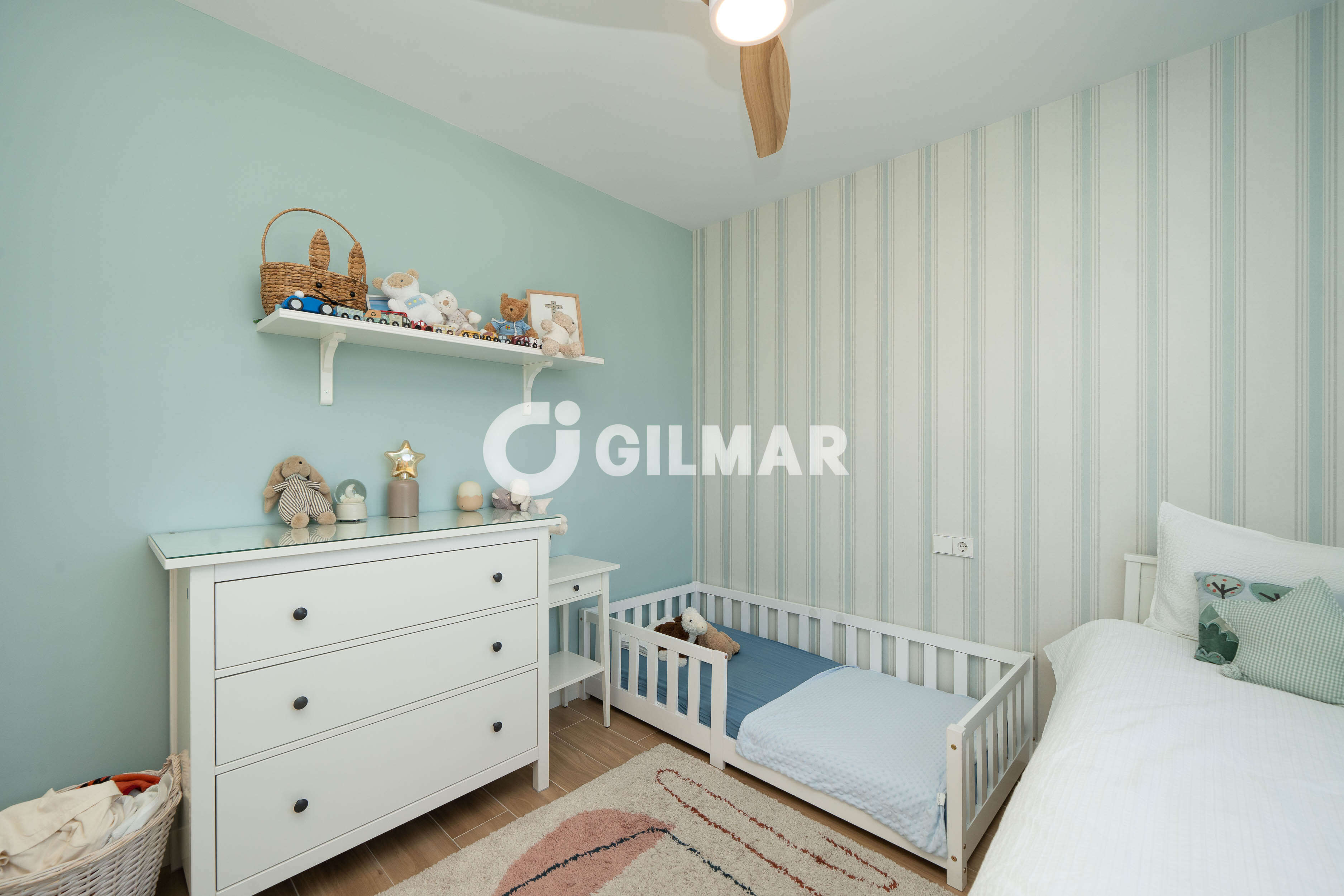 Photo of Semi-detached house