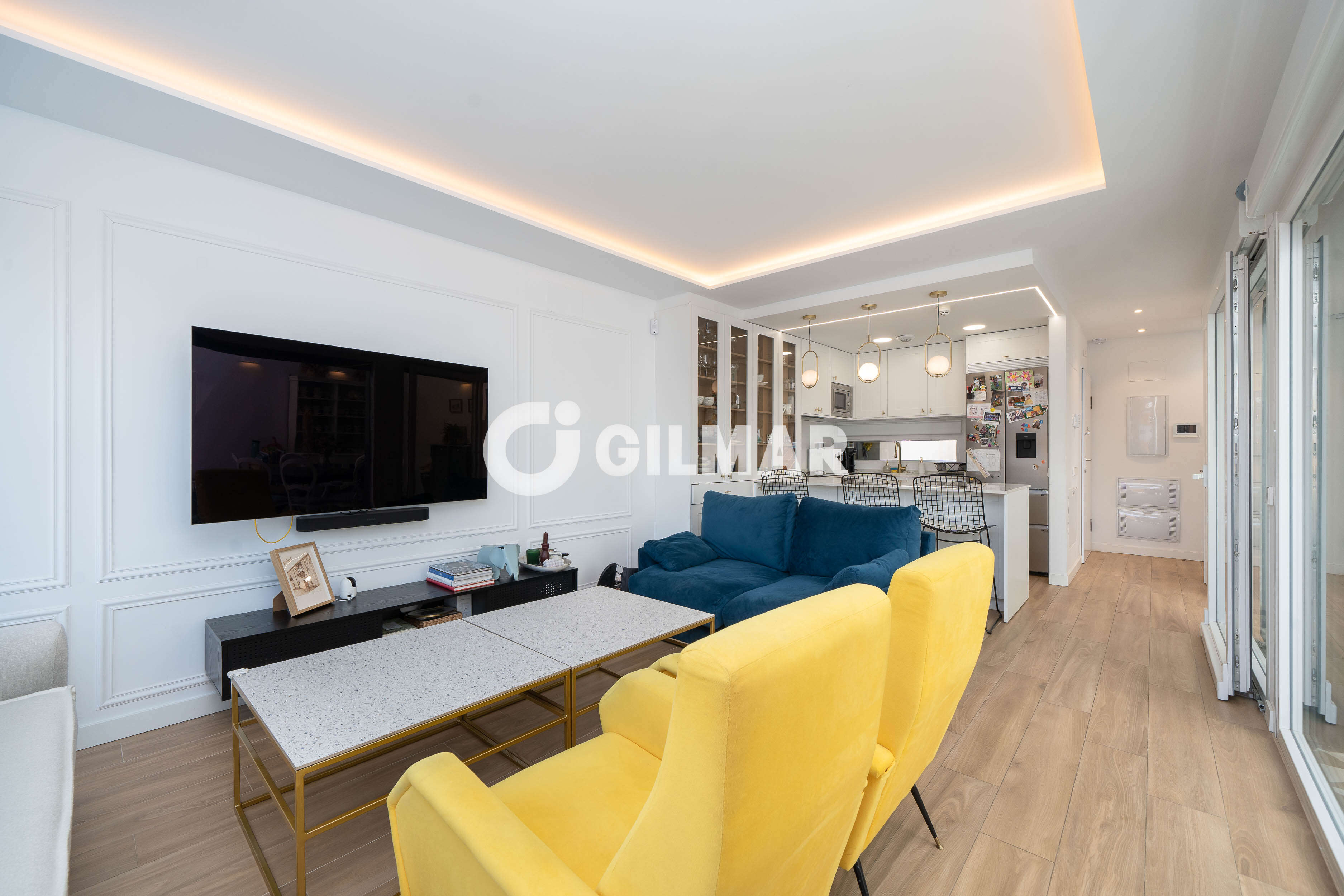 Photo of Semi-detached house