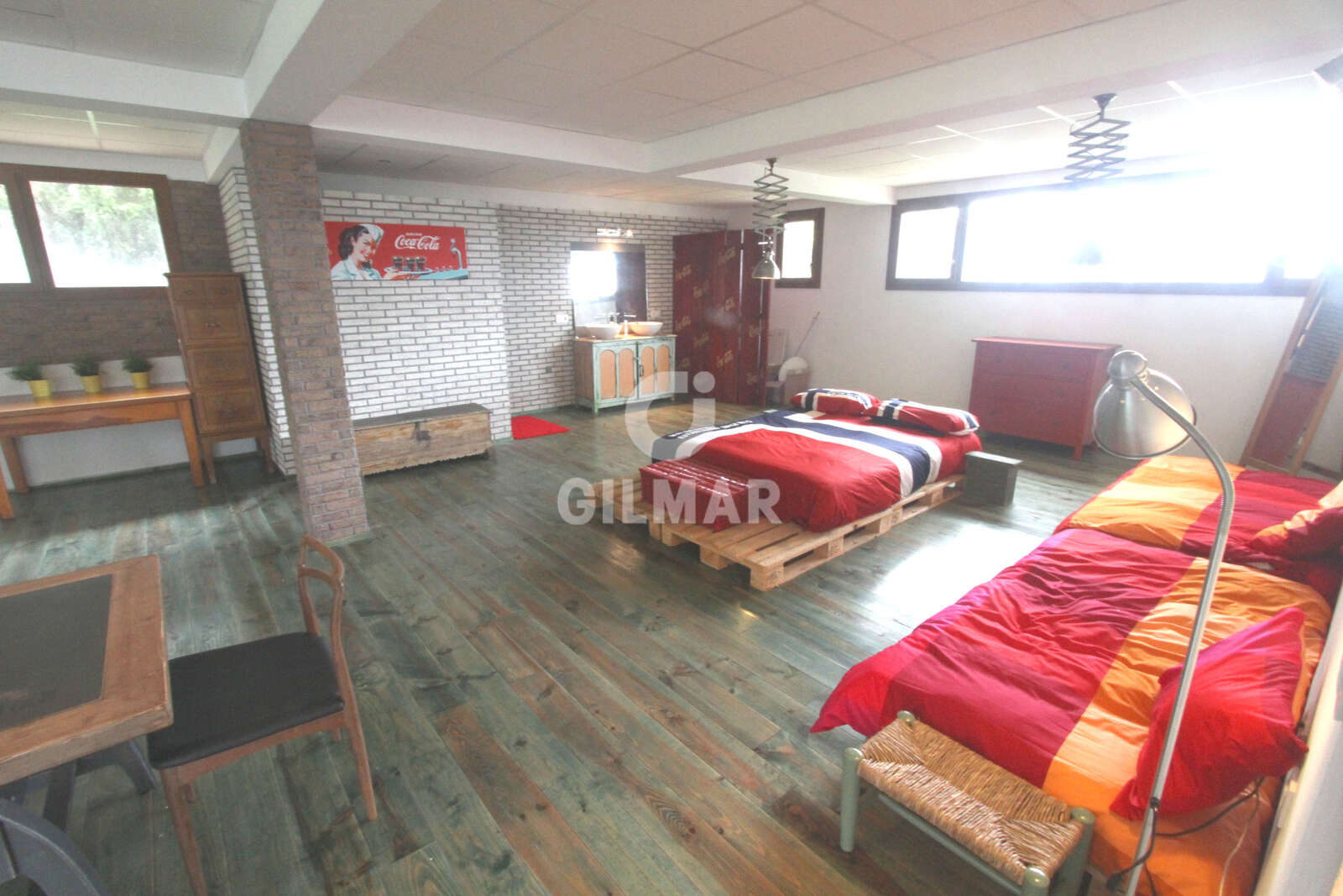 Property slider Gilmar