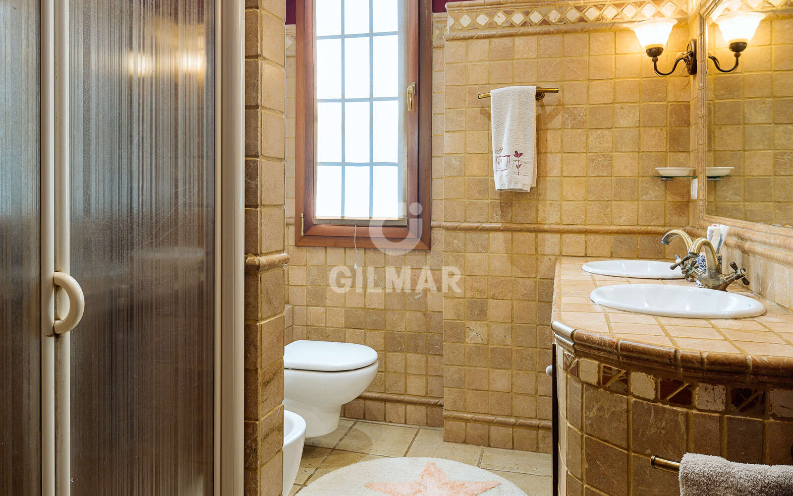 Property slider Gilmar