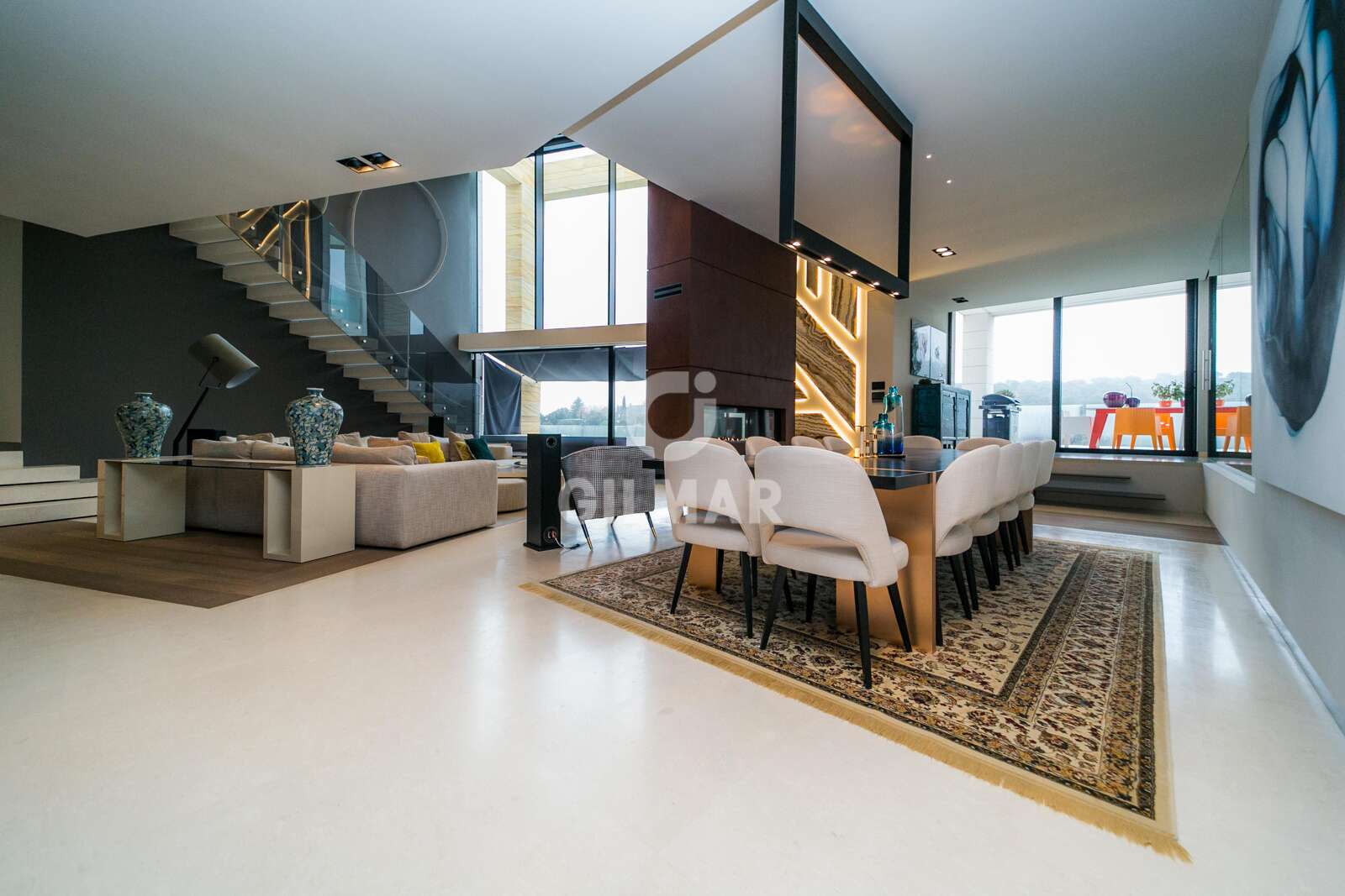 Property slider Gilmar