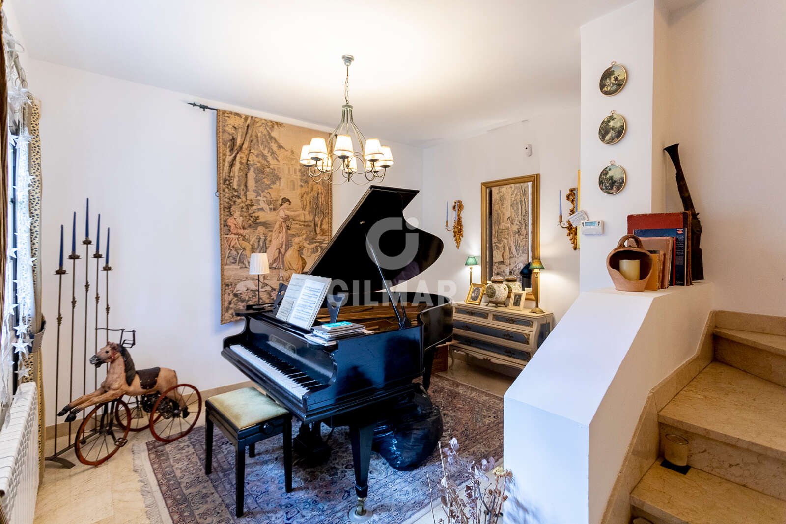 Property slider Gilmar