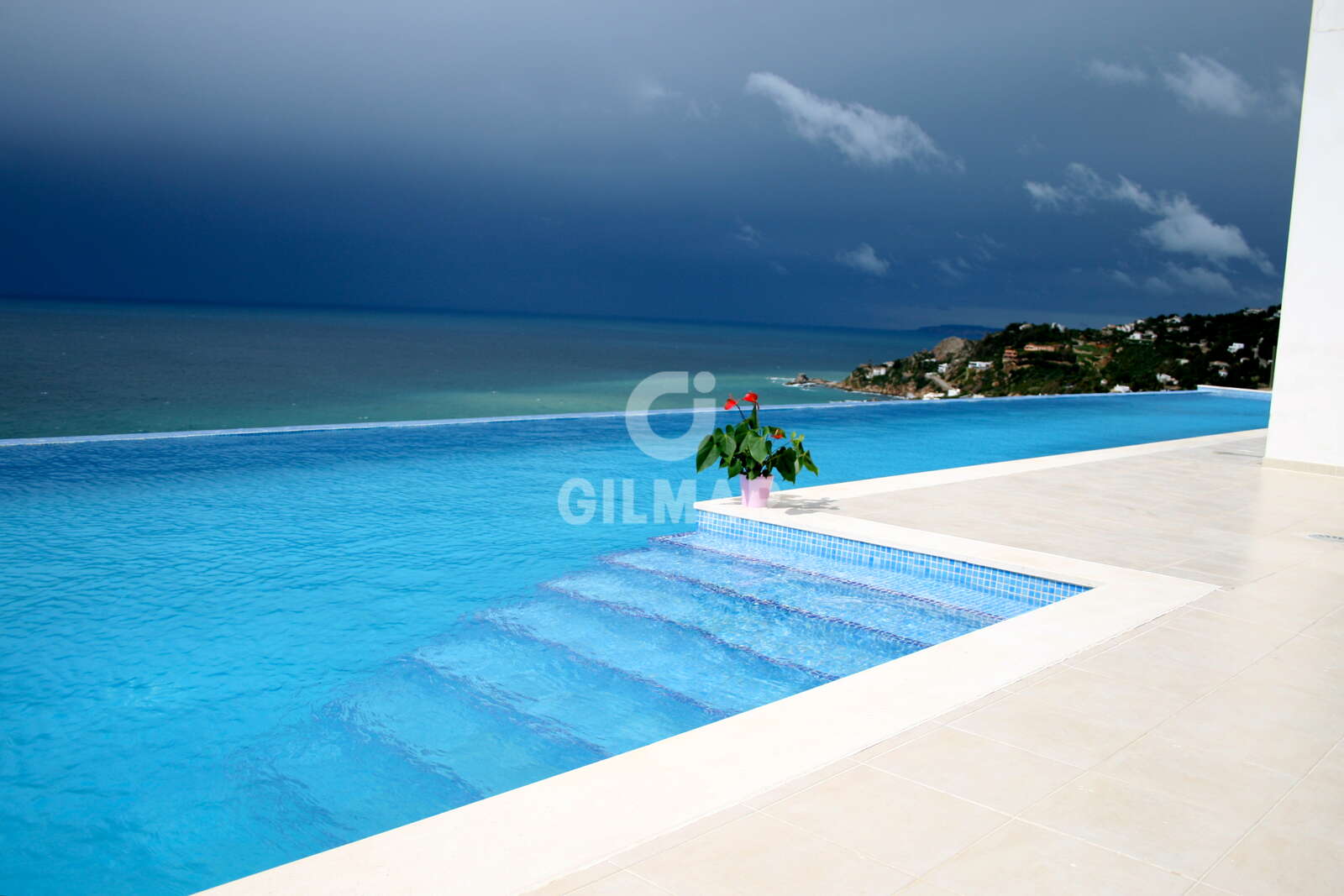 Property slider Gilmar