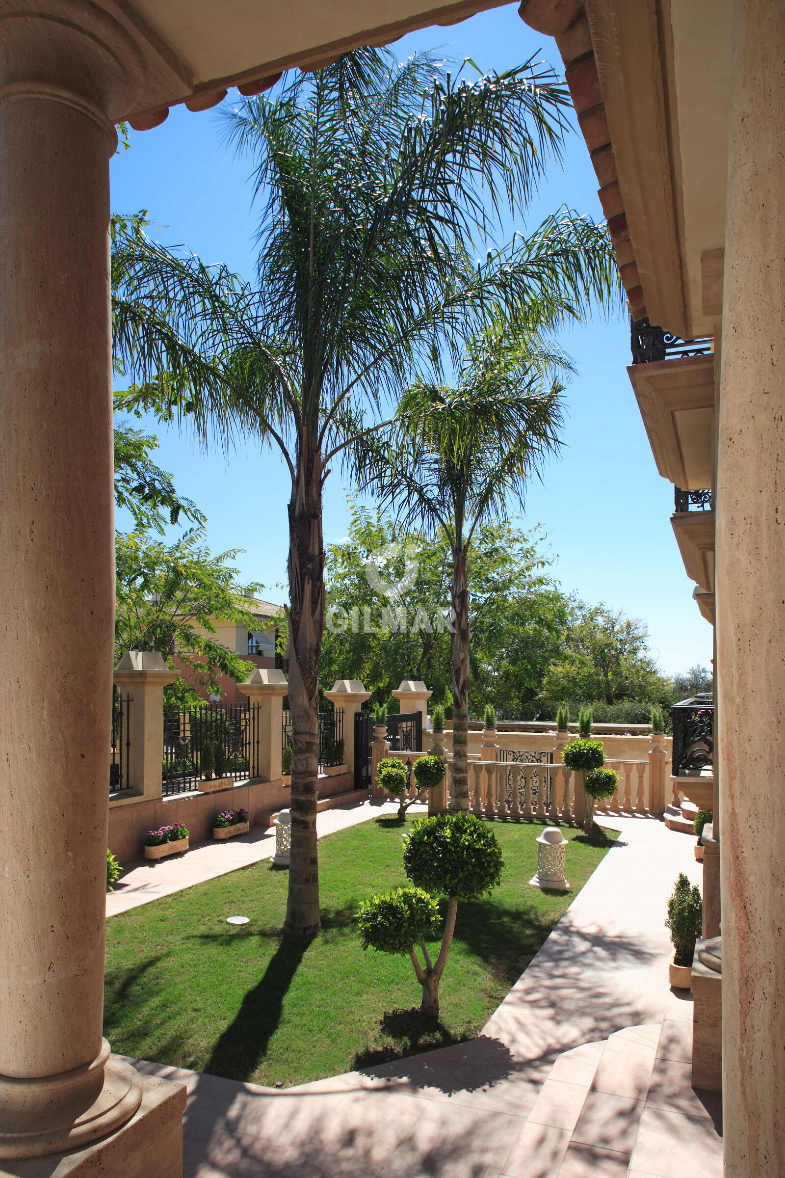 Property slider Gilmar