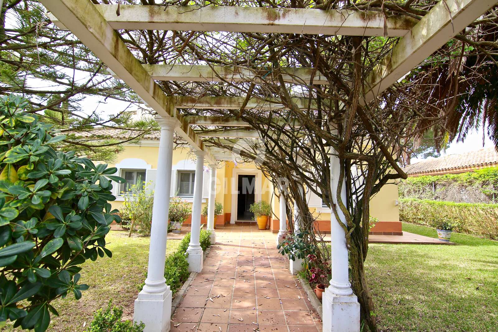 Property slider Gilmar