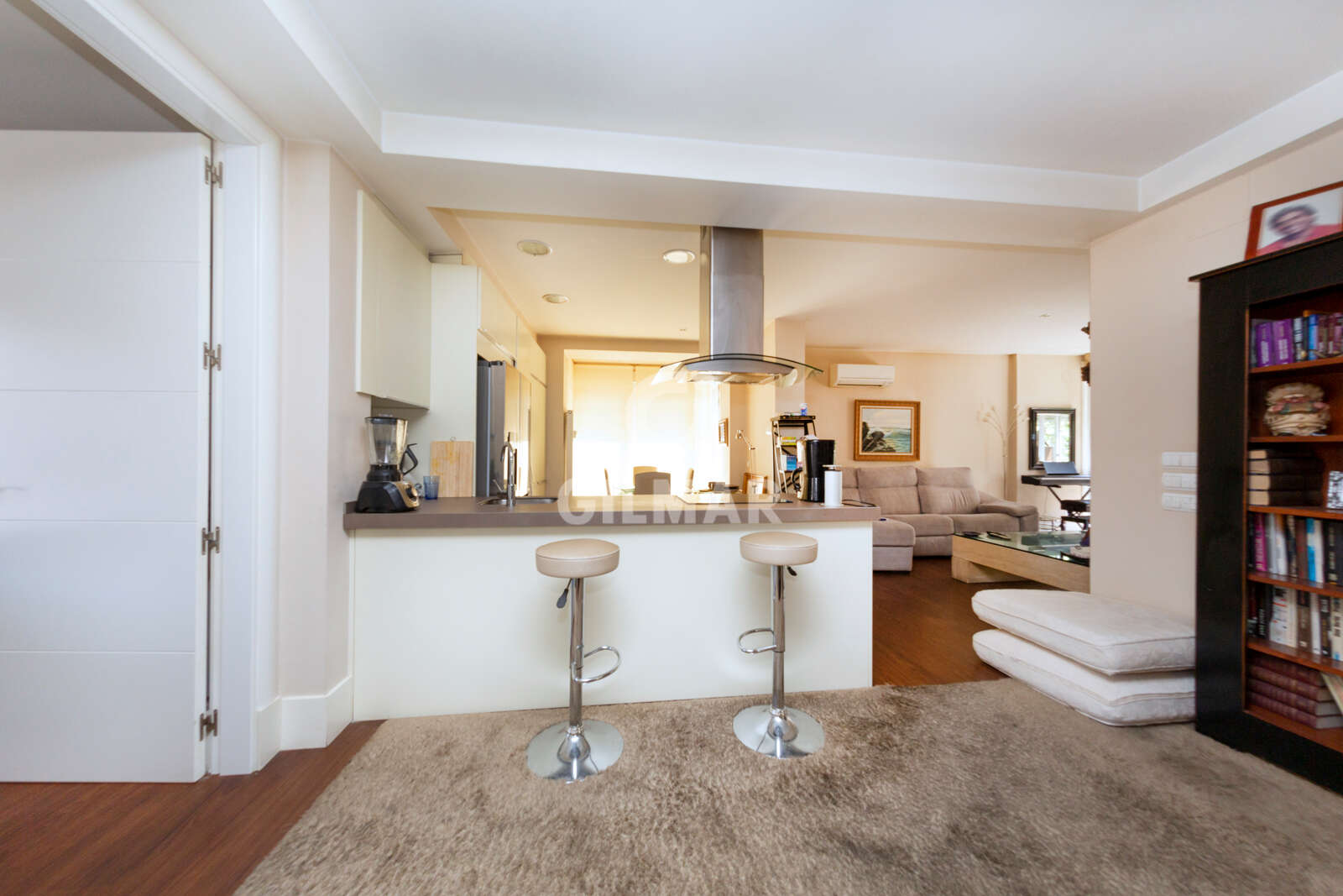 Property slider Gilmar