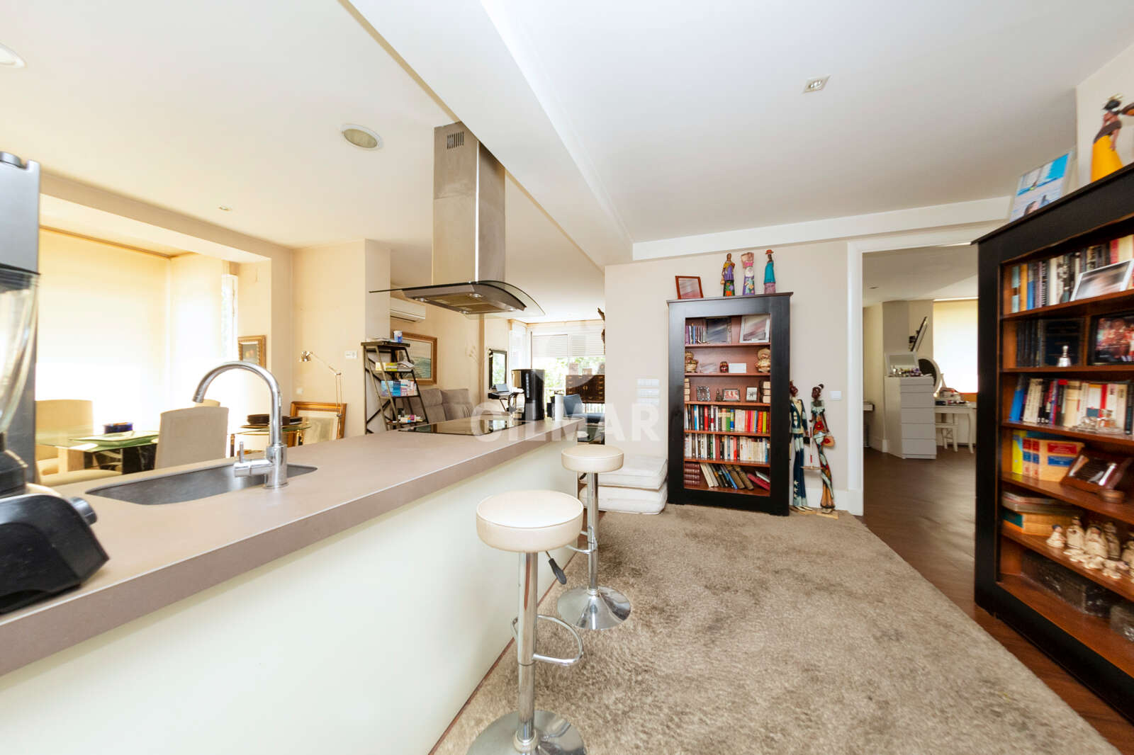 Property slider Gilmar