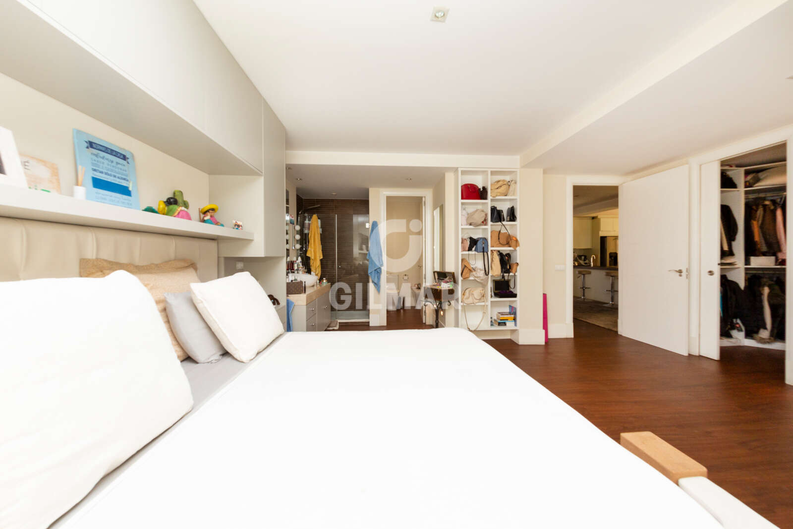 Property slider Gilmar