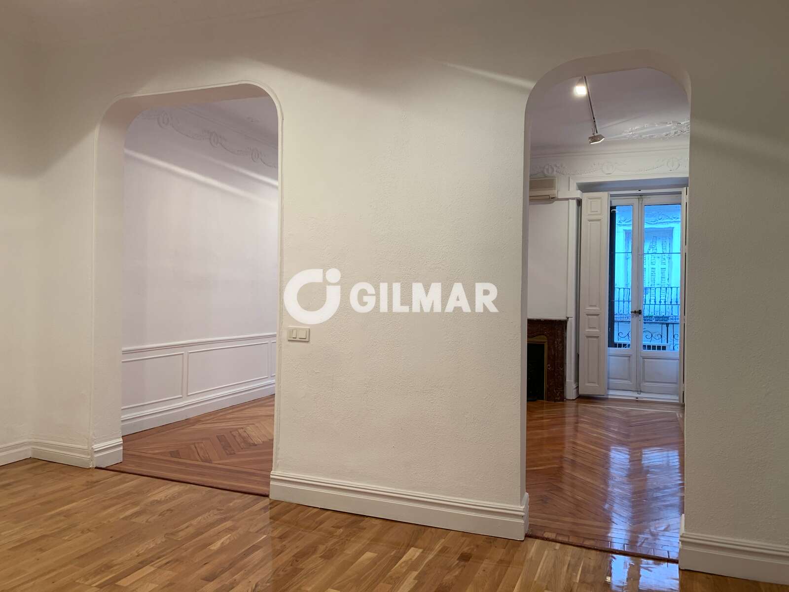 Property slider Gilmar