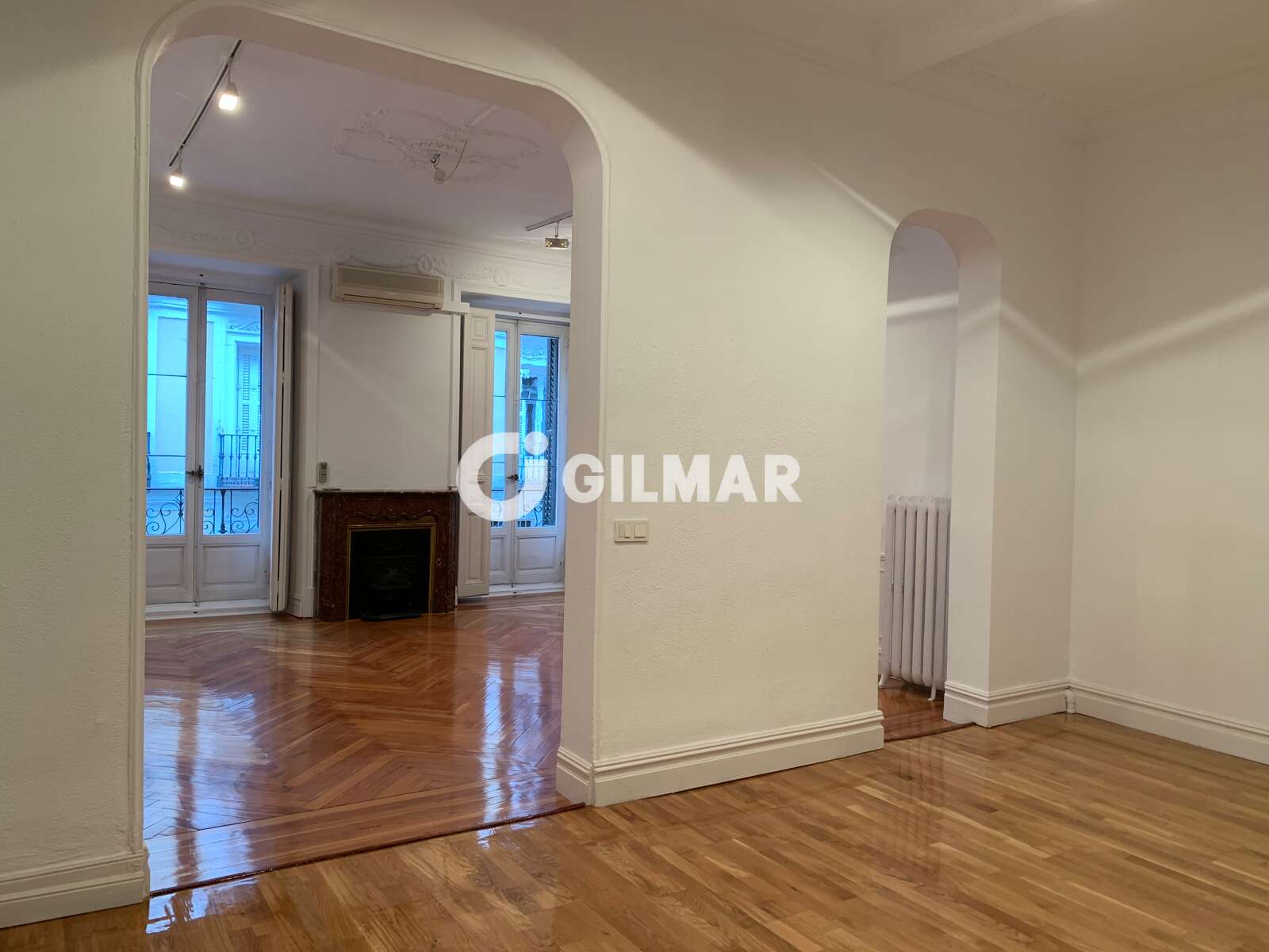 Property slider Gilmar