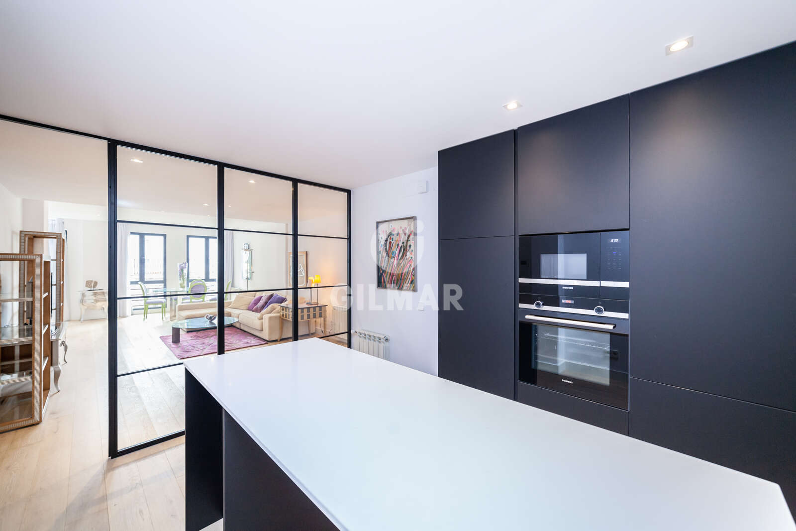 Property slider Gilmar