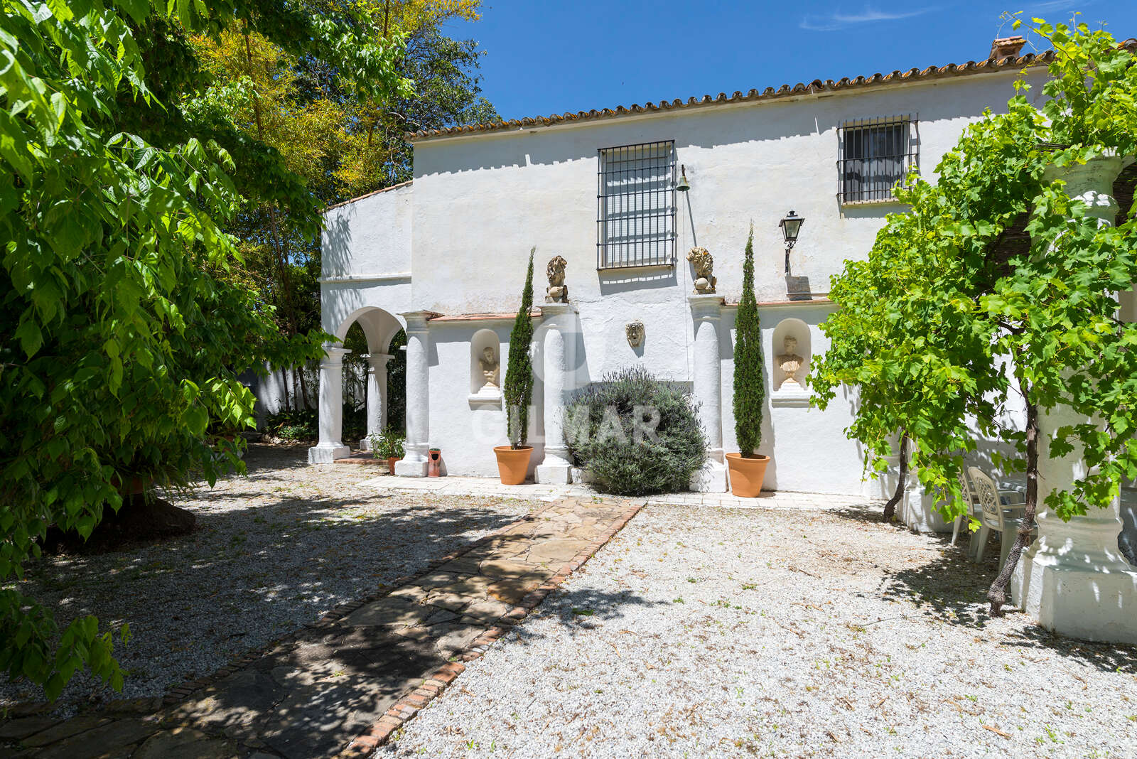 Property slider Gilmar